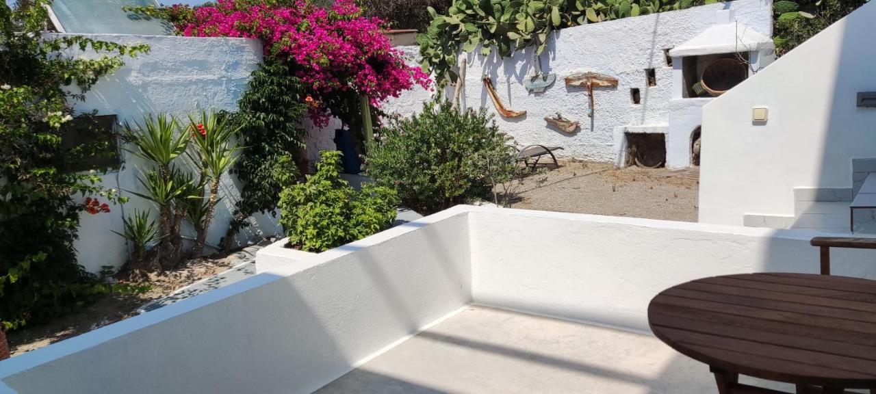 Hotel Pente Elies Milos Pollonia