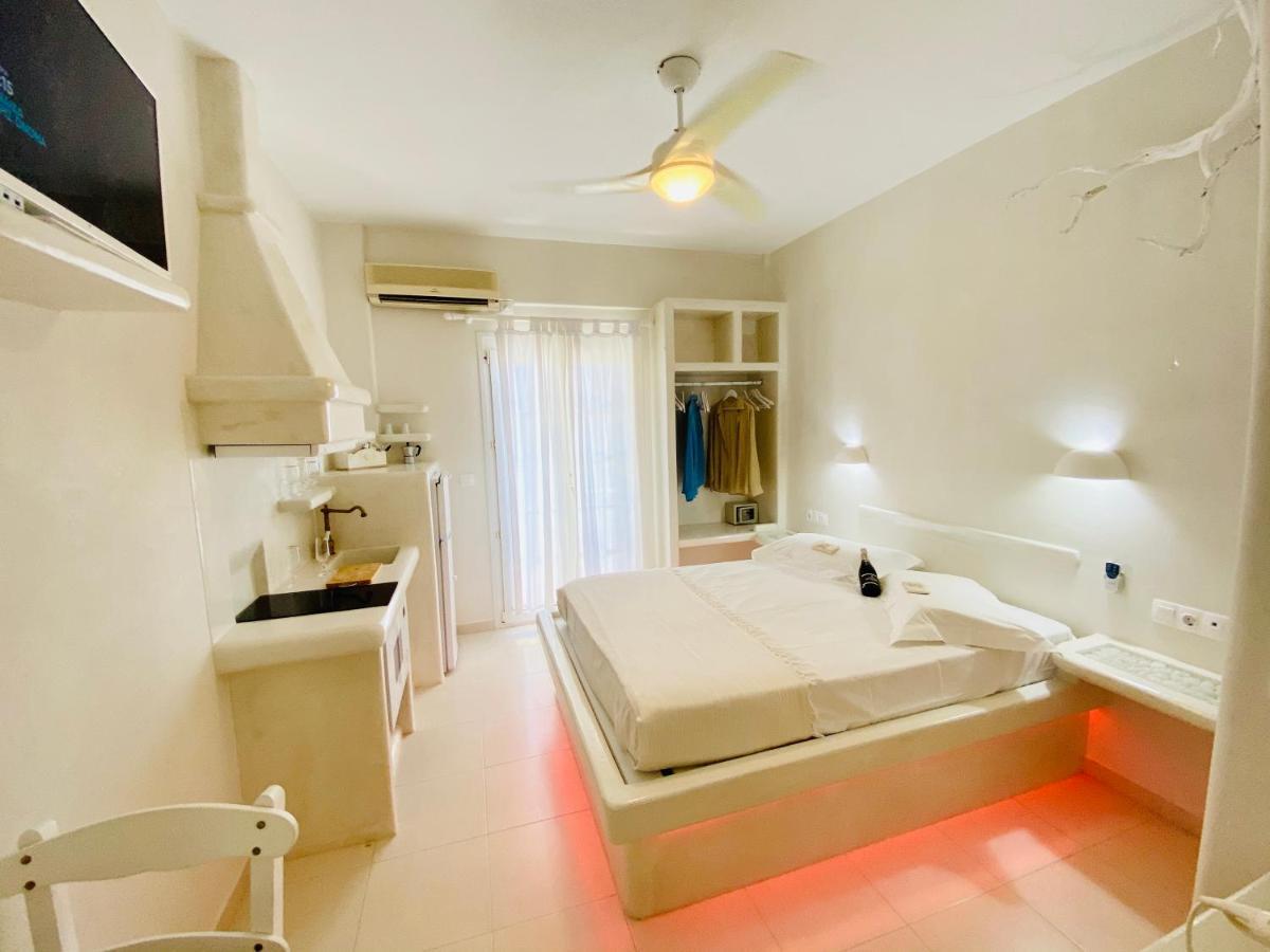 Deluxe & Ageri-milos Apartment *