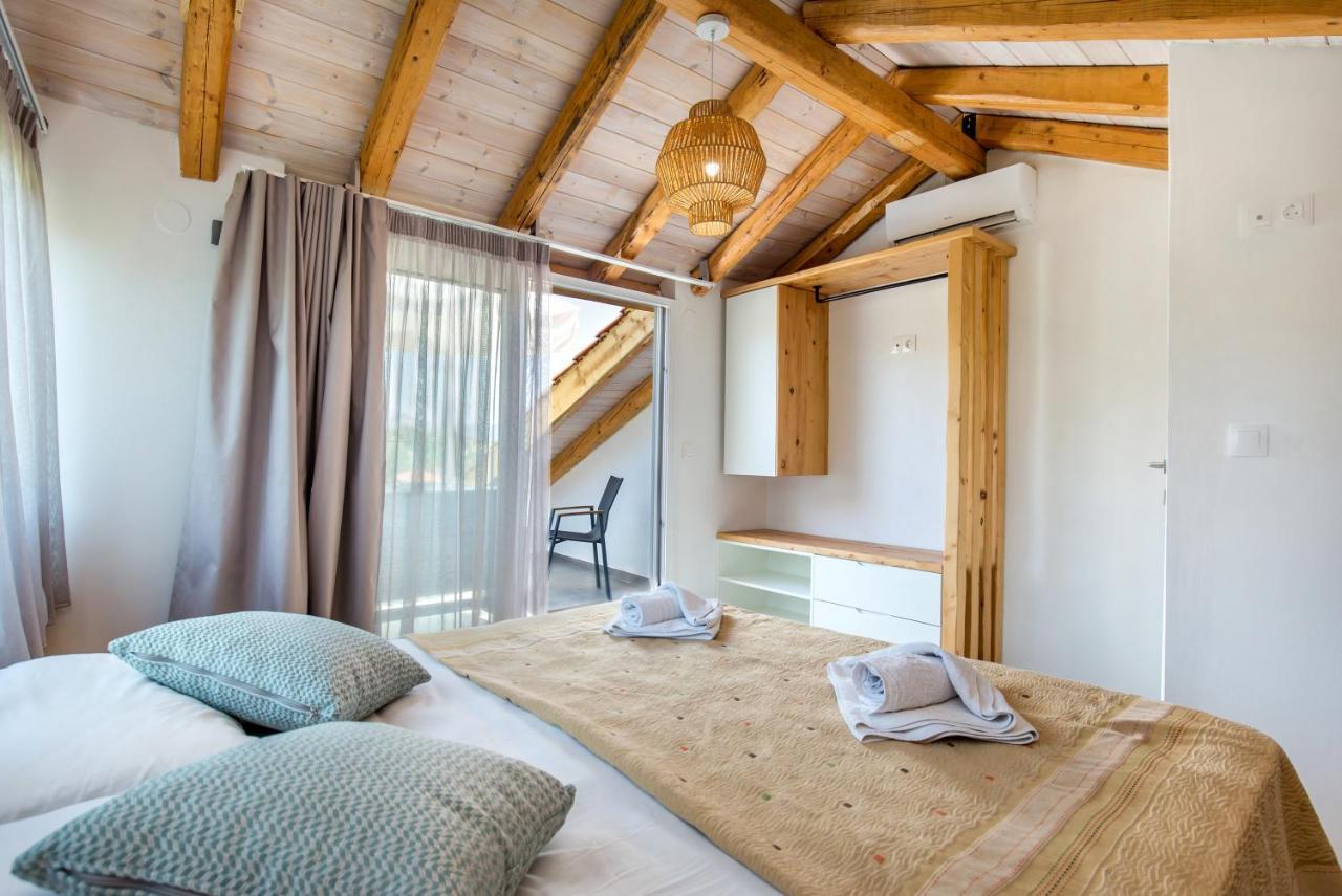 Hotel Rodon House 3*