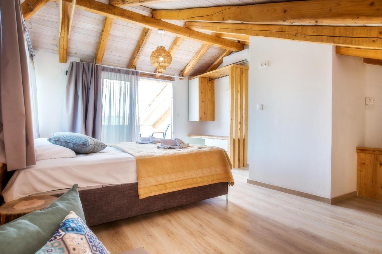 Hotel Rodon House 3*