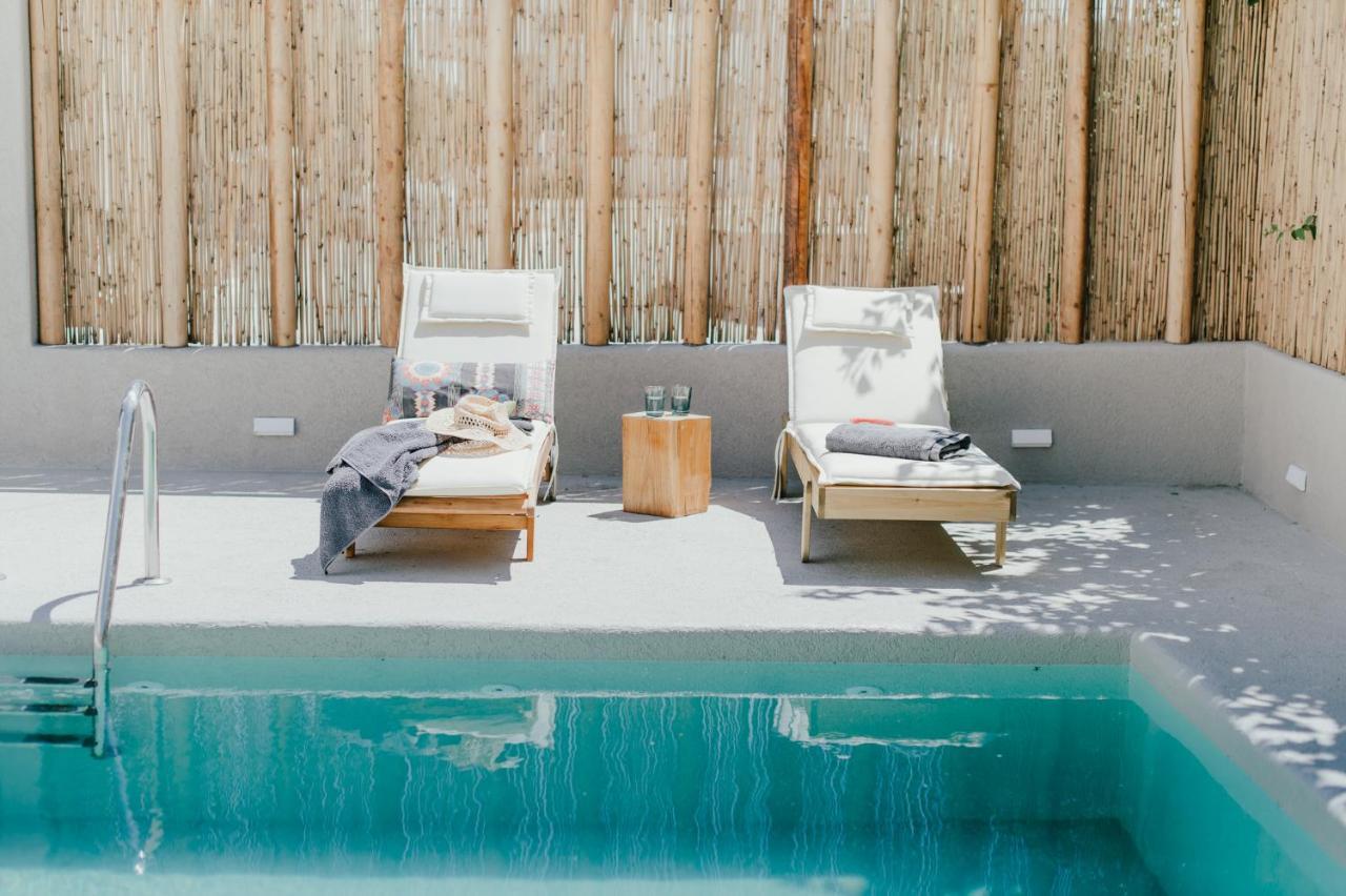 Kostantakis Pool House *