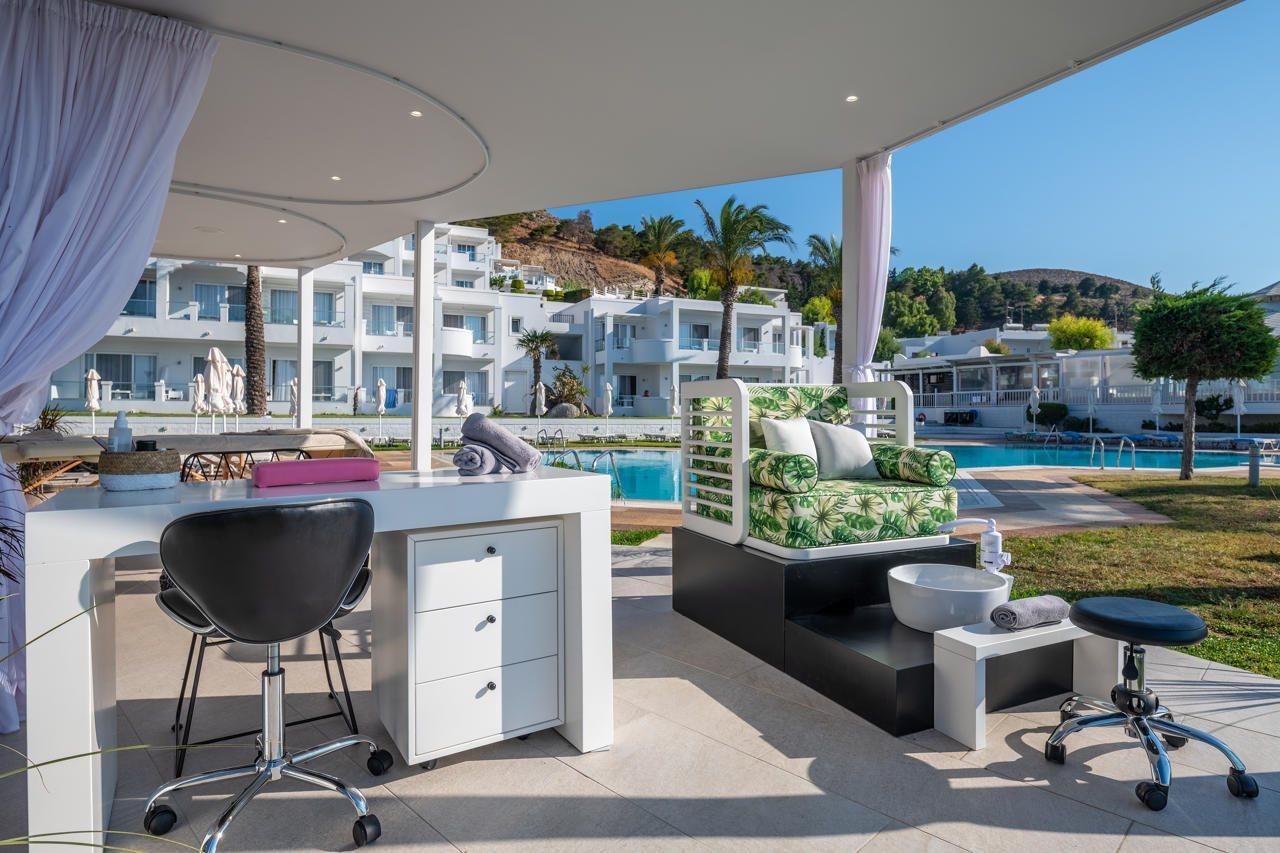 Resort Dimitra &