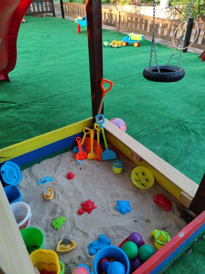 Villa Seaside, Relaxing Family House With Playground! Lavrys 3 Marathi (Crete)