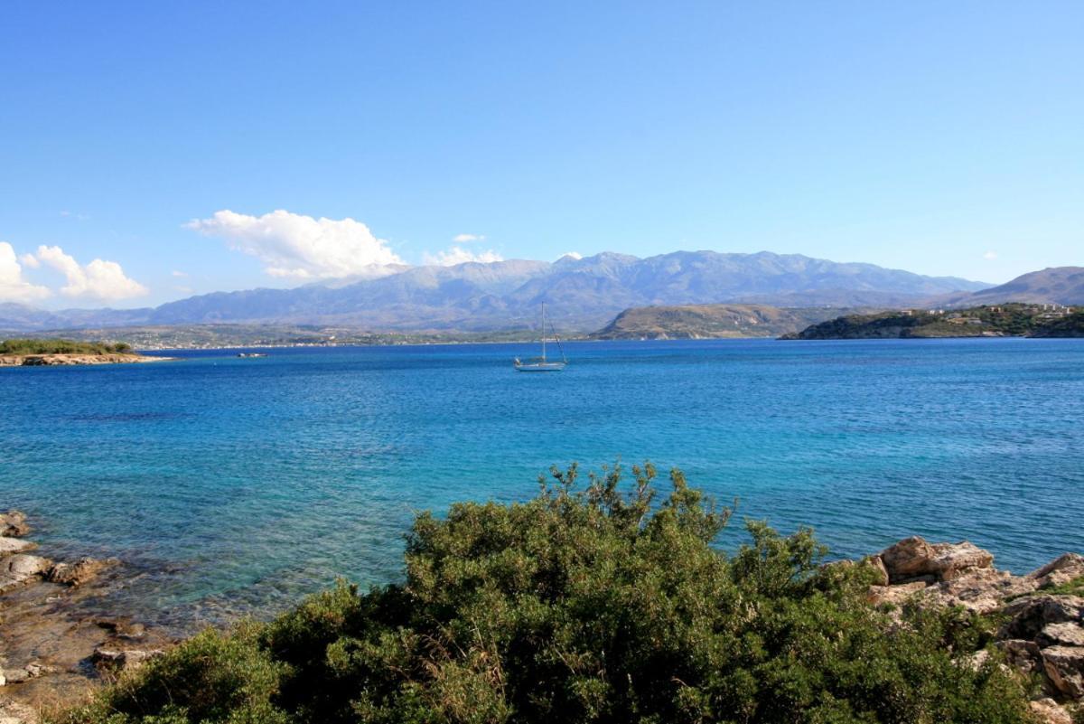 Villa Seaside, Relaxing Family House With Playground! Lavrys 3