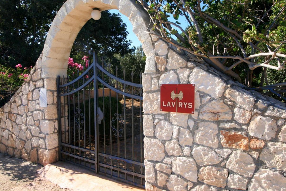 Seaside, Relaxing Family House With Playground! Lavrys 3 Villa Marathi (Crete)