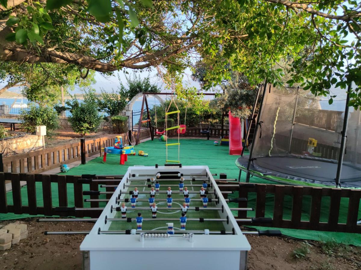 Seaside, Relaxing Family House With Playground! Lavrys 3