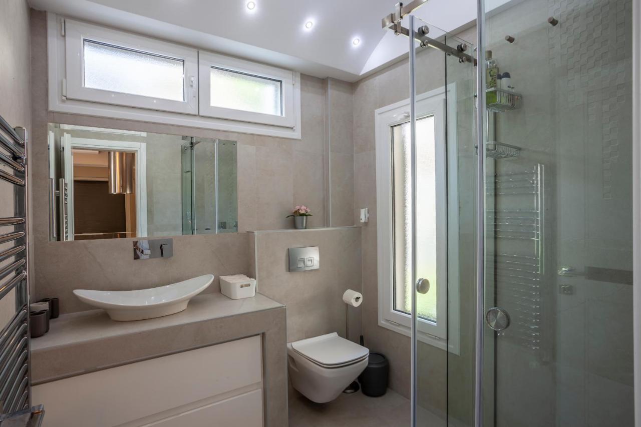 Villa Seafront Luxury Almyra, Chalkidiki *