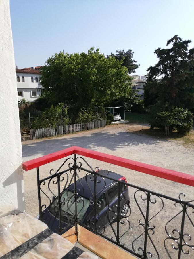 By The Sea, Thessaloniki Apartment