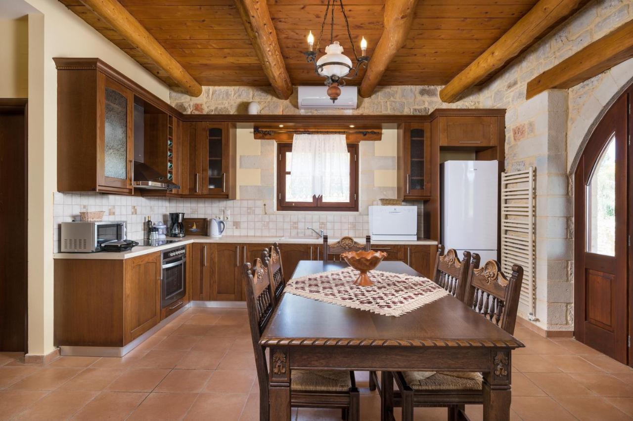 Adam Villa Falasarna