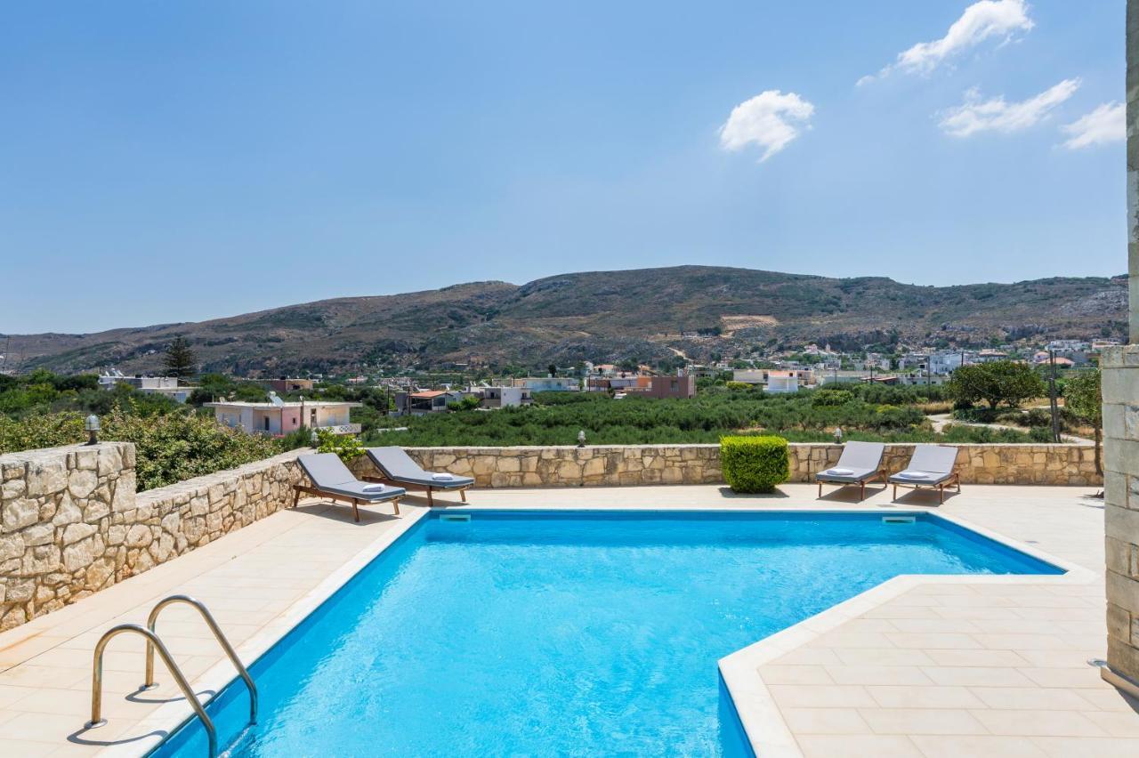 Villa Adam *