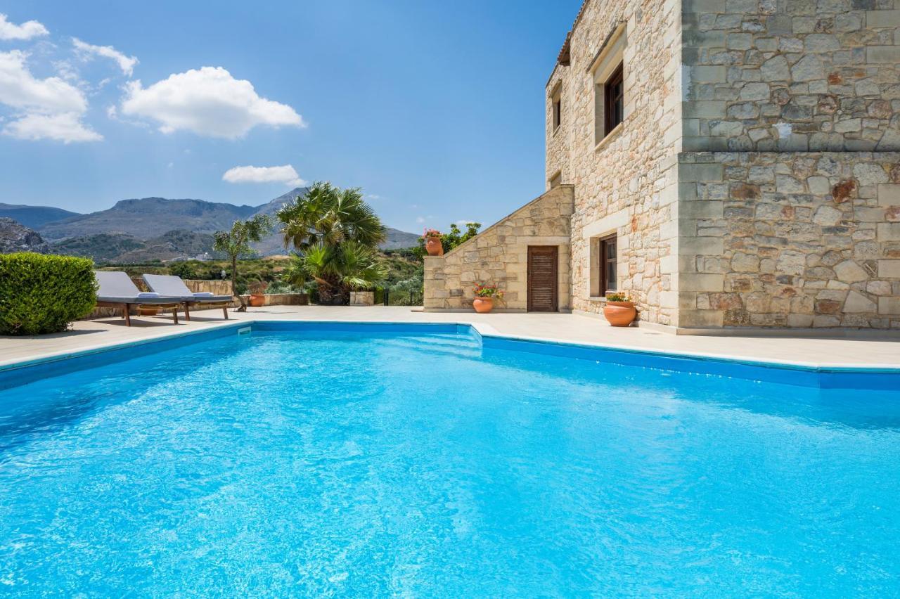 Villa Adam *