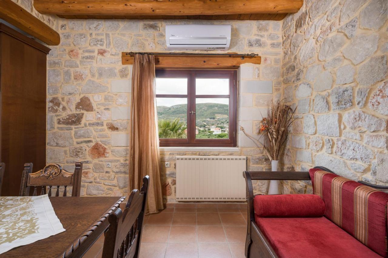 Villa Adam *