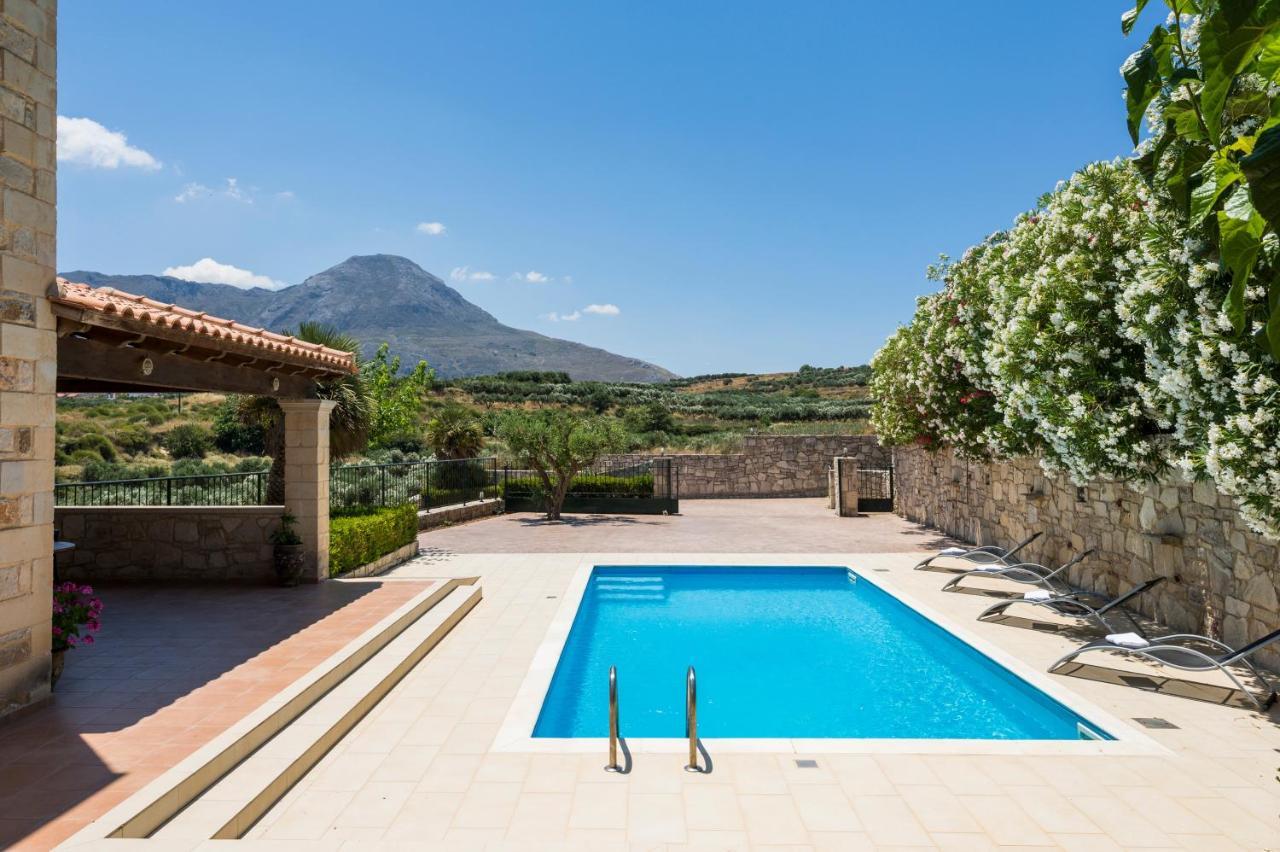 Adam Villa Falasarna