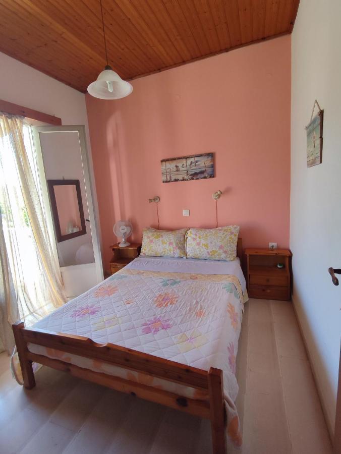 Eftichia Apartment *