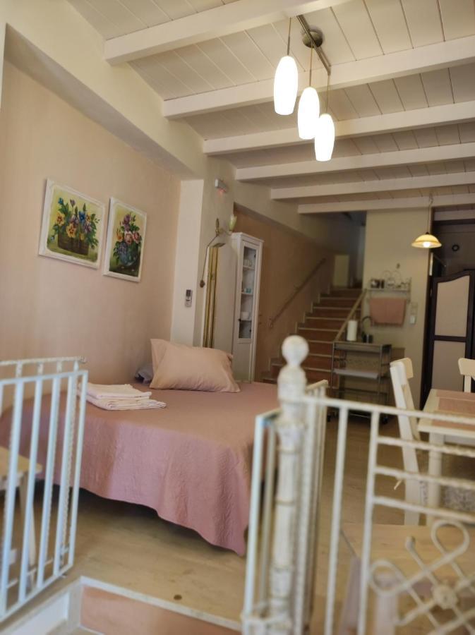 Retro 51 * Rethymno (Crete)
