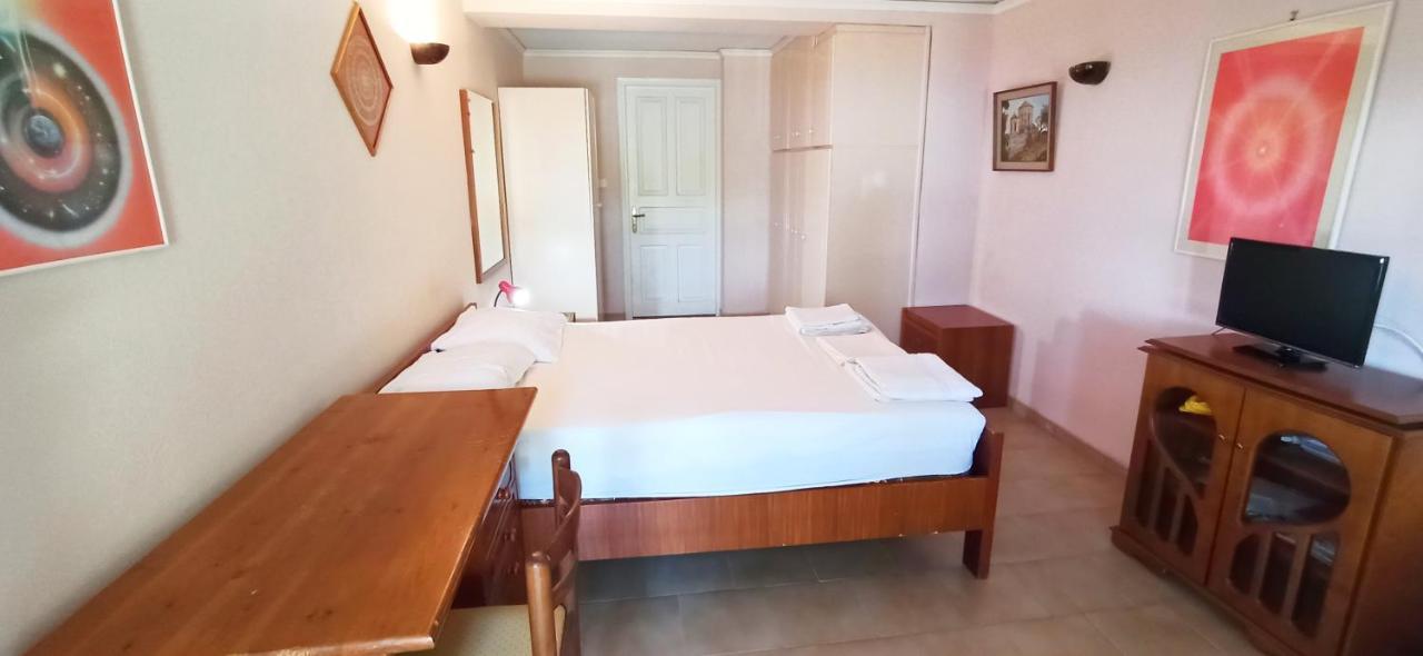 Spacious With Garden And Seaview * Chios Town