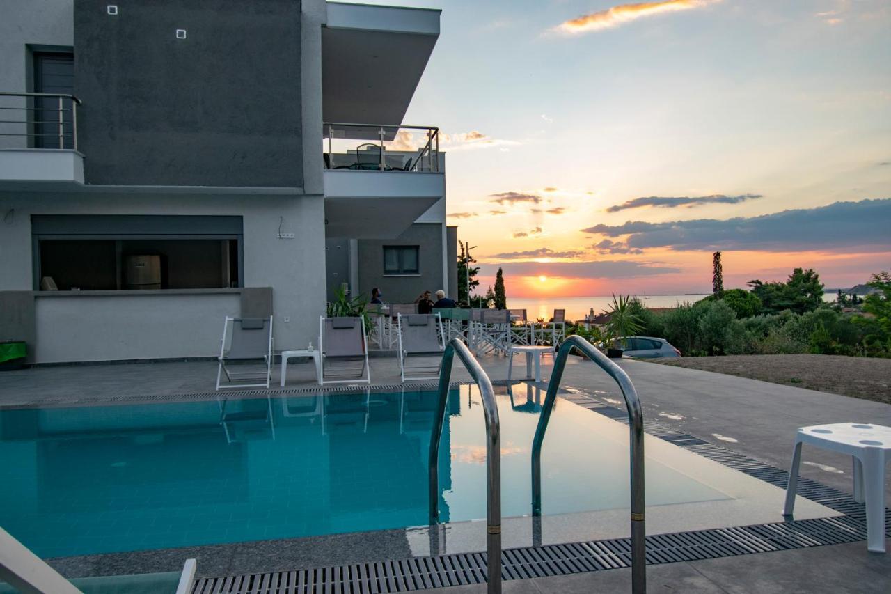 Heraclea Luxury Aparthotel Nea Iraklia