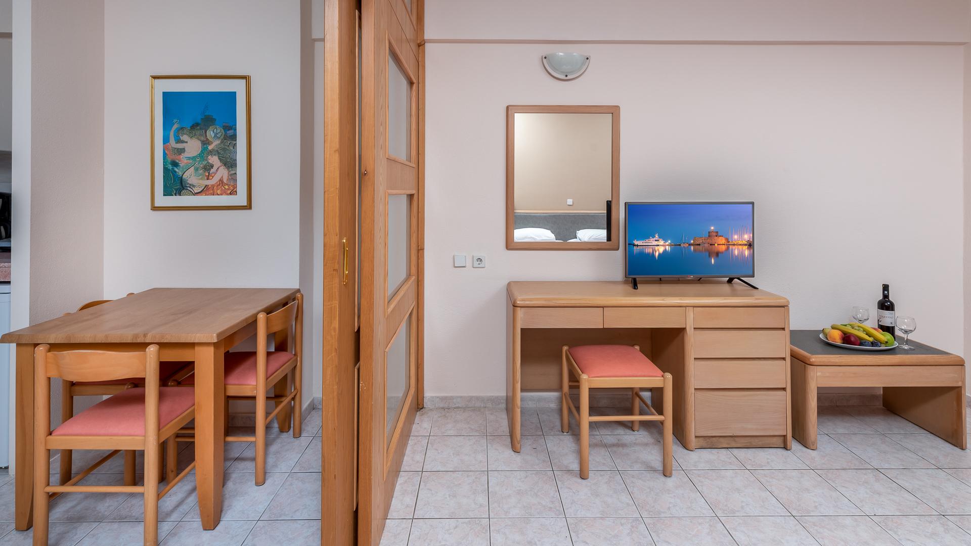 Poseidonia Aparthotel Ixia (Rhodes)