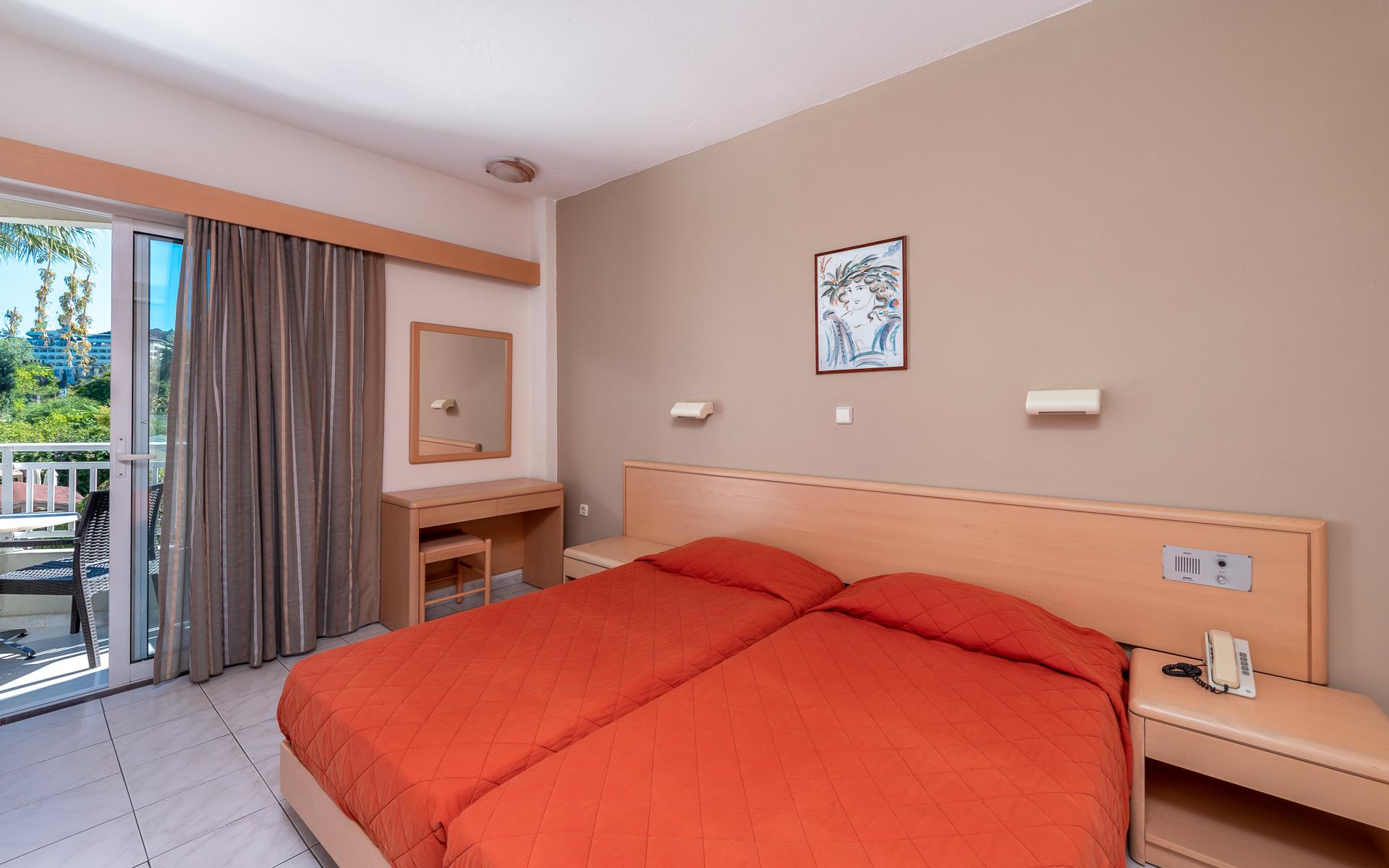 Poseidonia 4* Ixia (Rhodes)