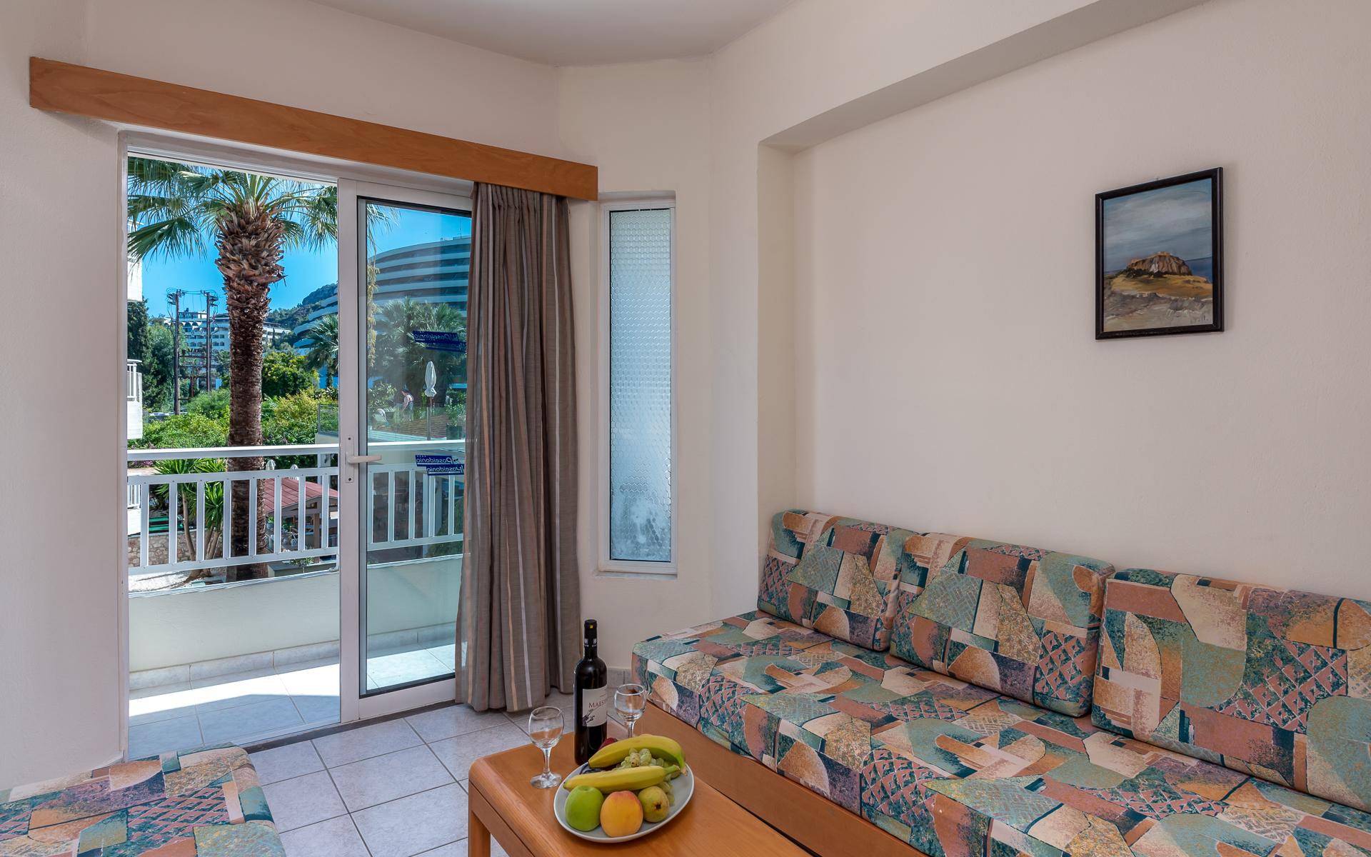 Poseidonia Aparthotel