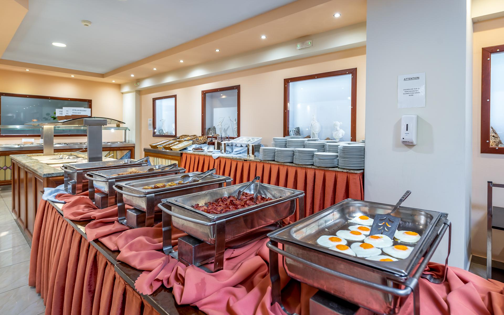 Aparthotel Poseidonia 4*