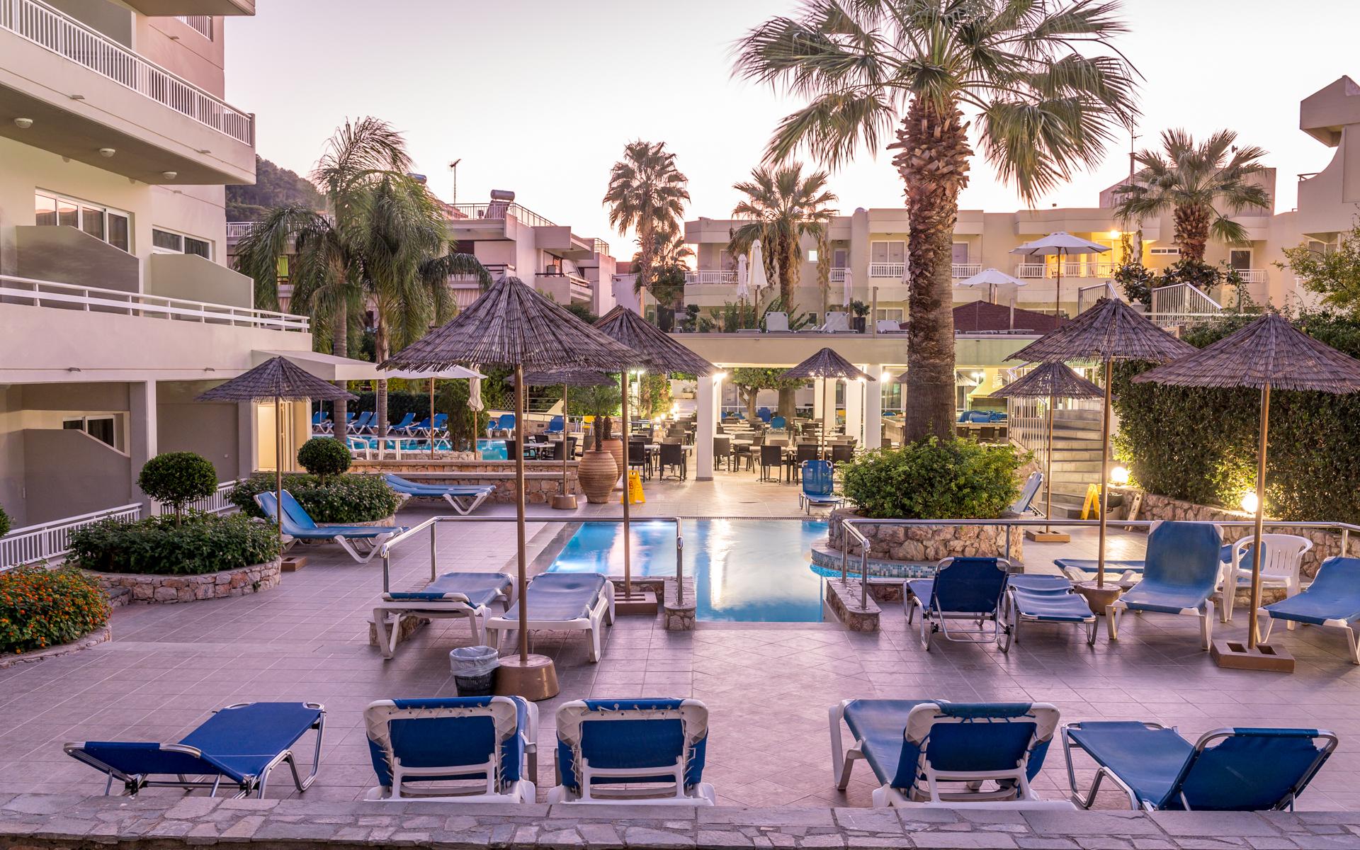 Aparthotel Poseidonia Ixia (Rhodes)