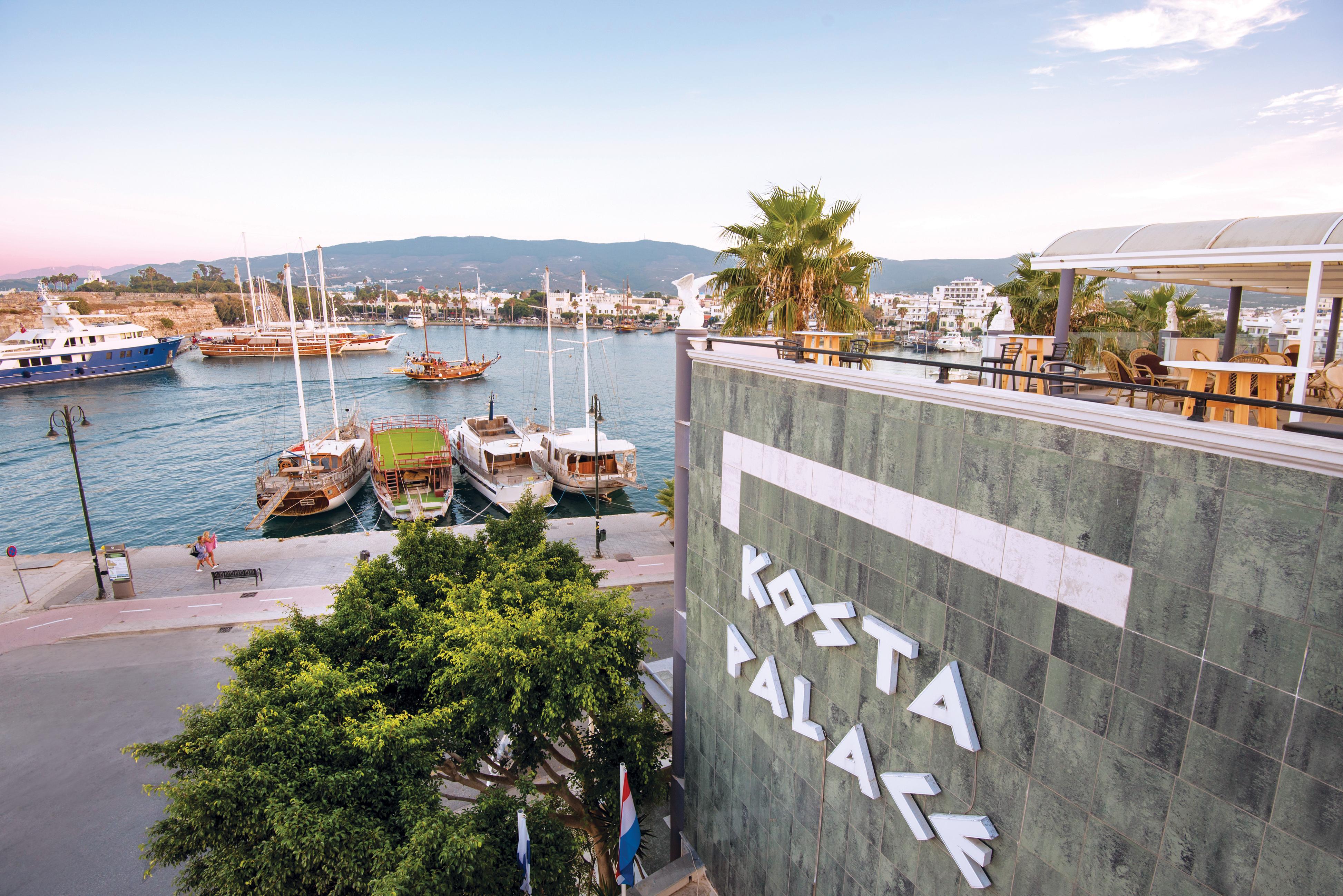 Hotel Kosta Palace