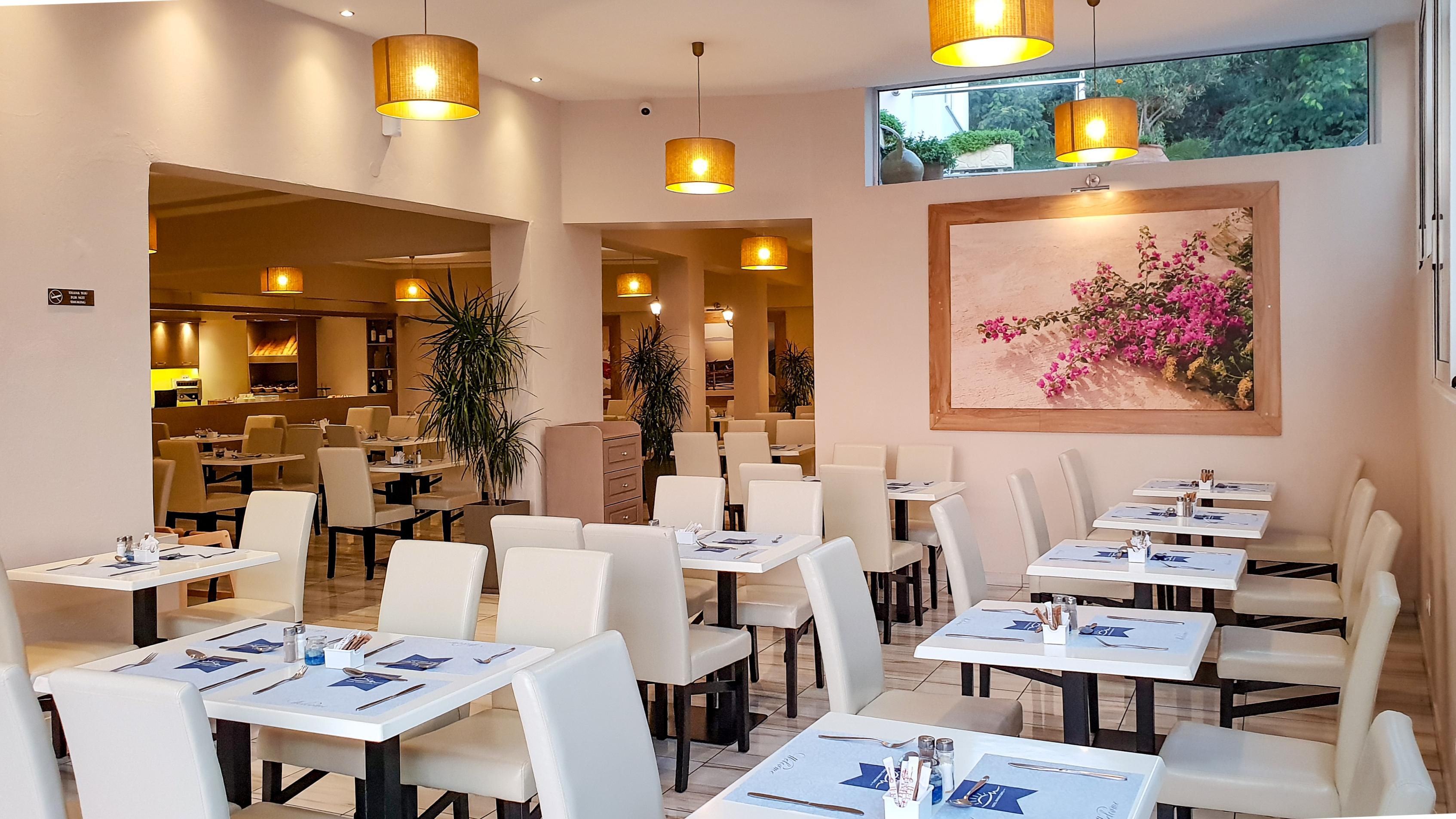 Yannis Corfu Hotel 3*