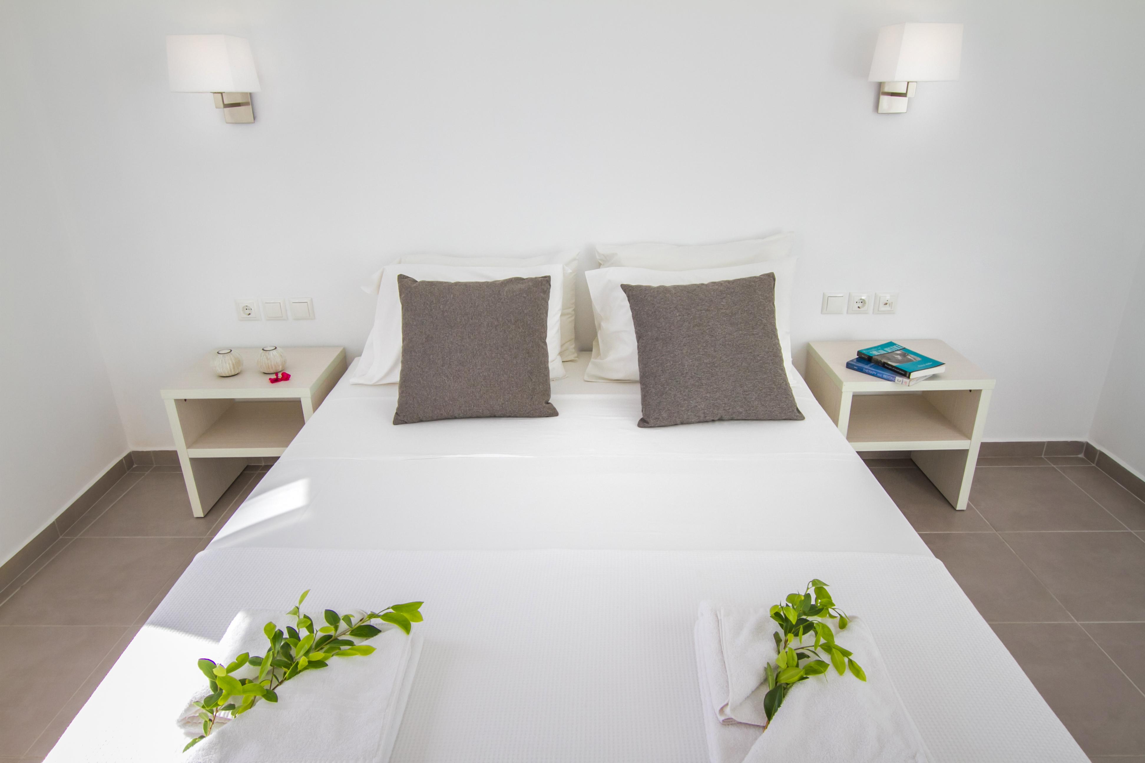 Resort Peninsula & Agia Pelagia (Crete)