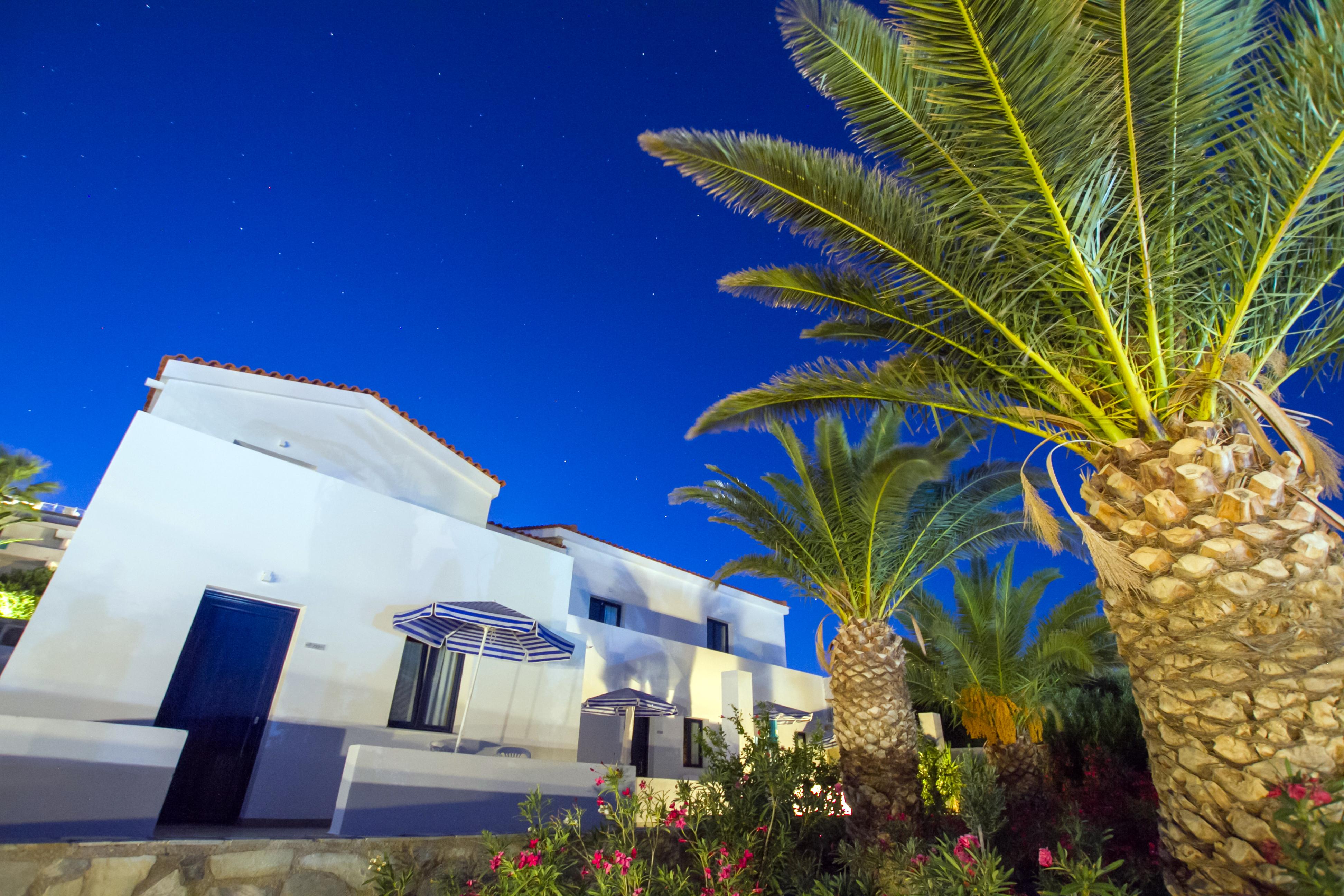 Peninsula & Resort 4*