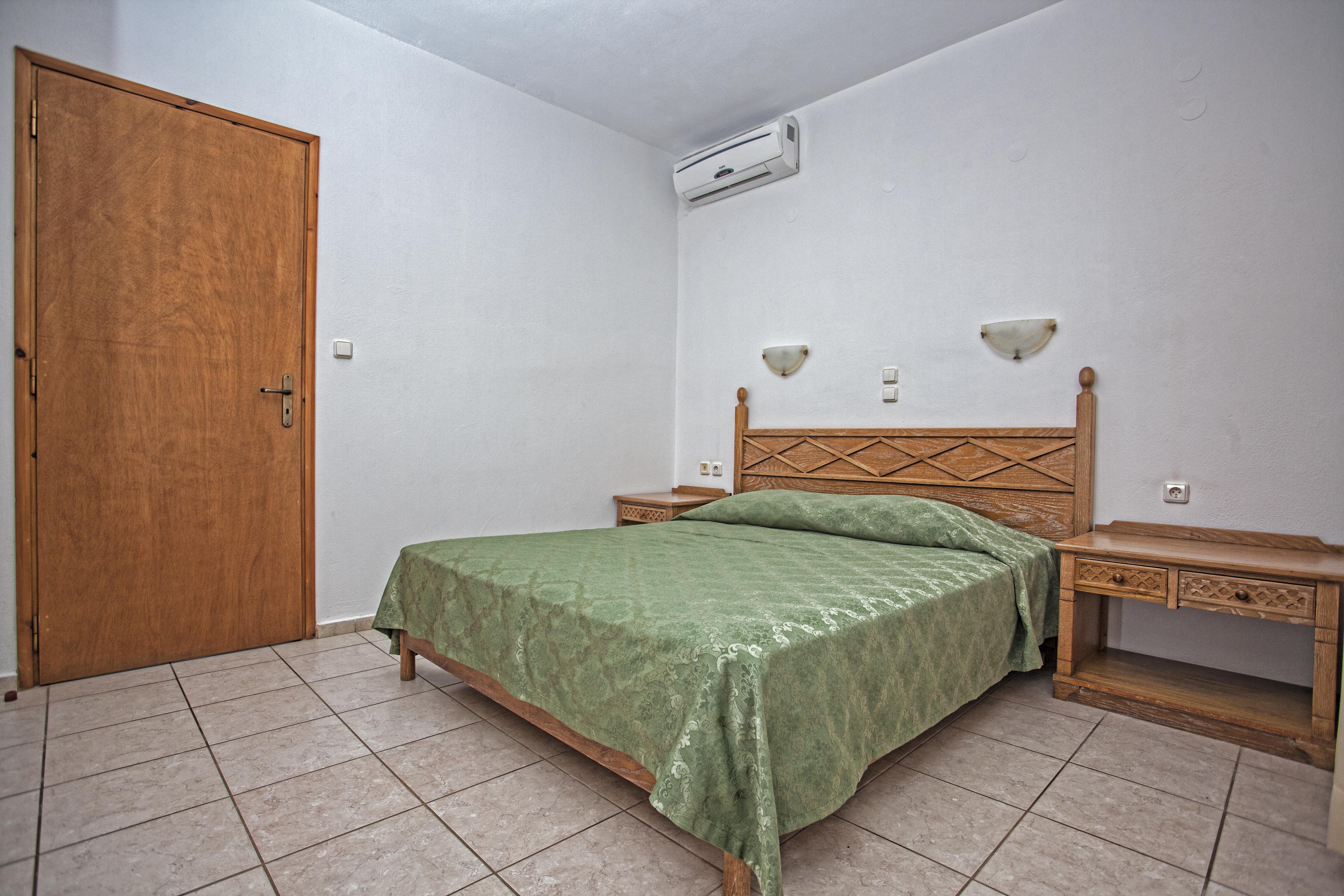 Ilian & Aparthotel