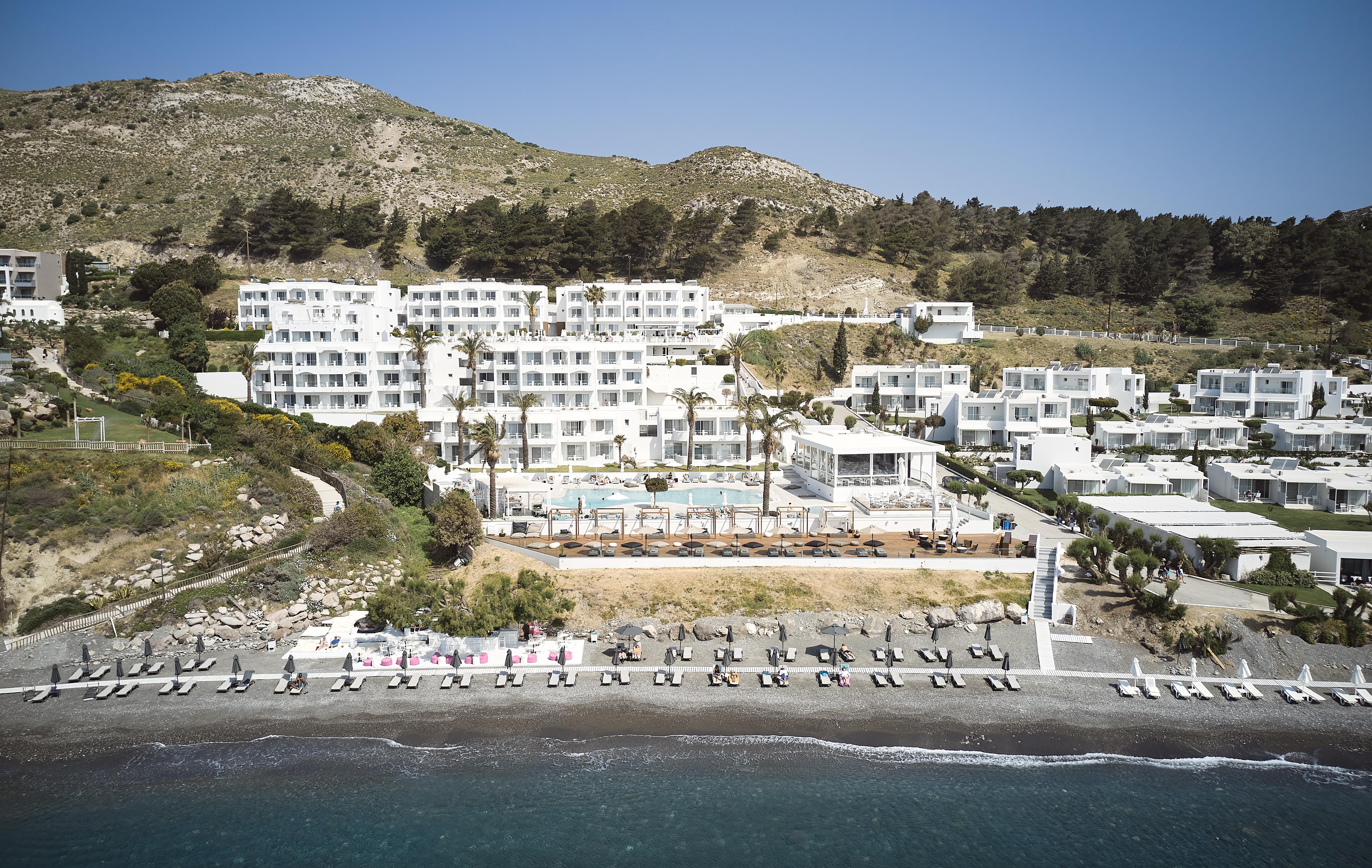 Dimitra & Resort