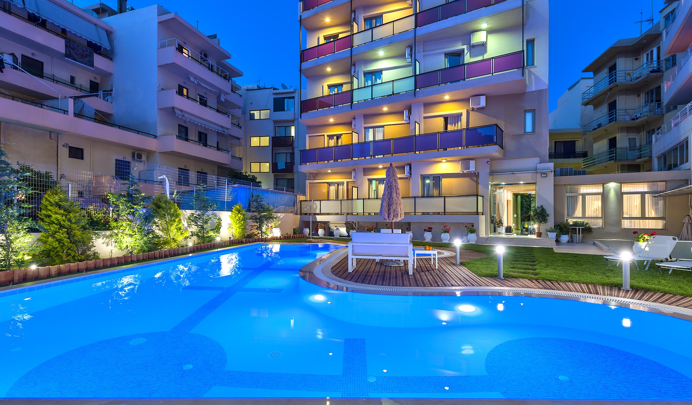 Leonidas & Aparthotel
