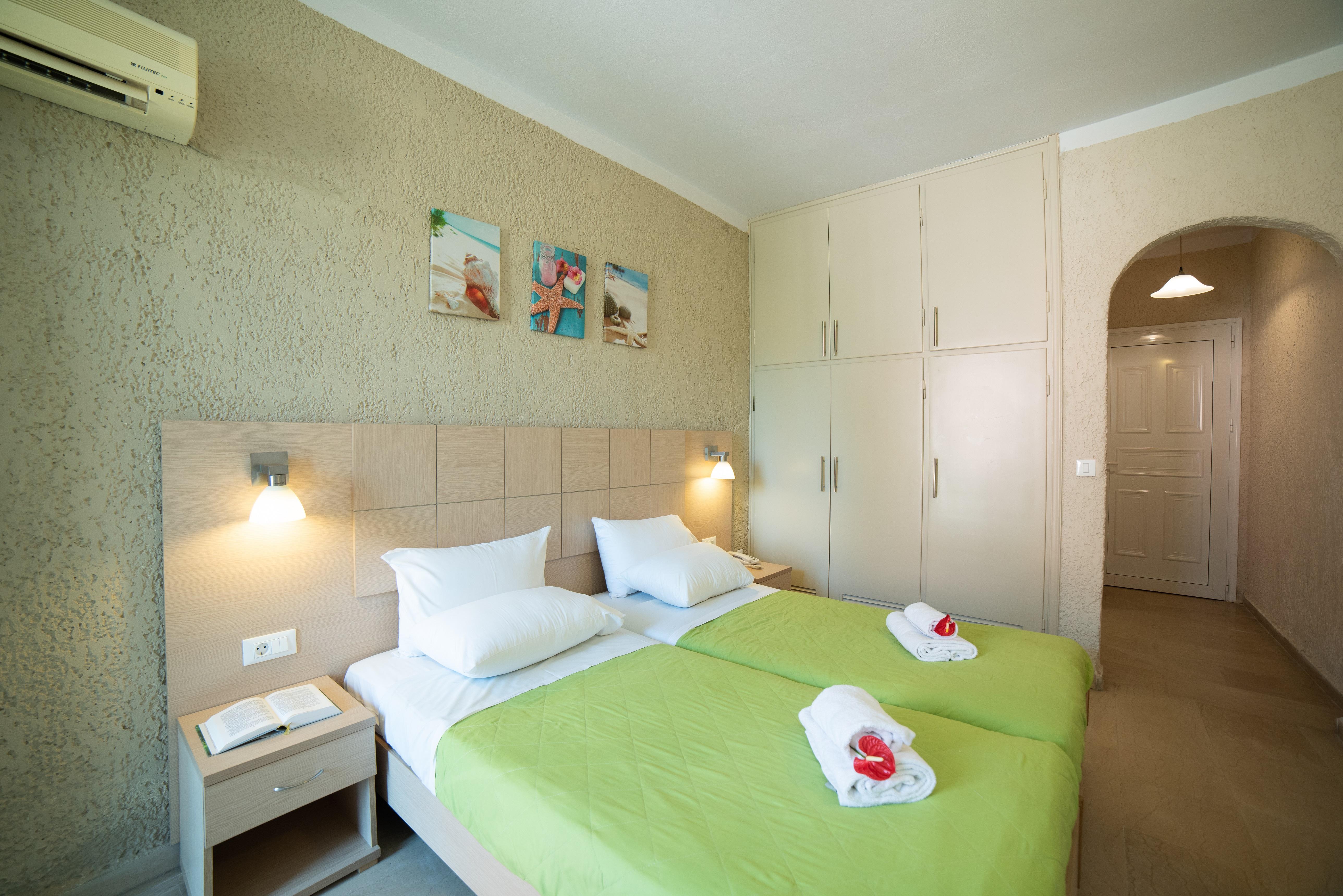 Alkionis Hotel 3*