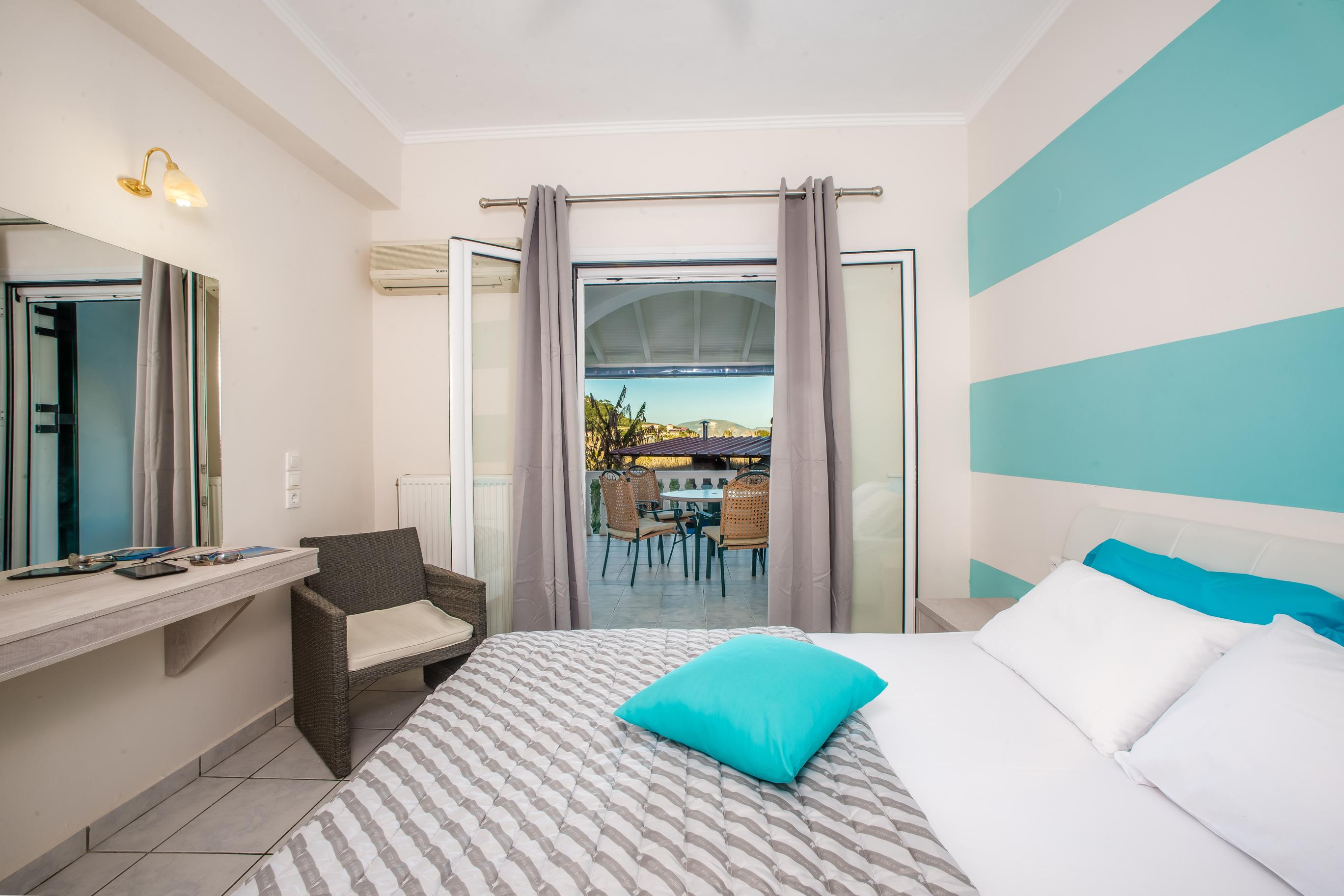 Herodotos Aparthotel Keri