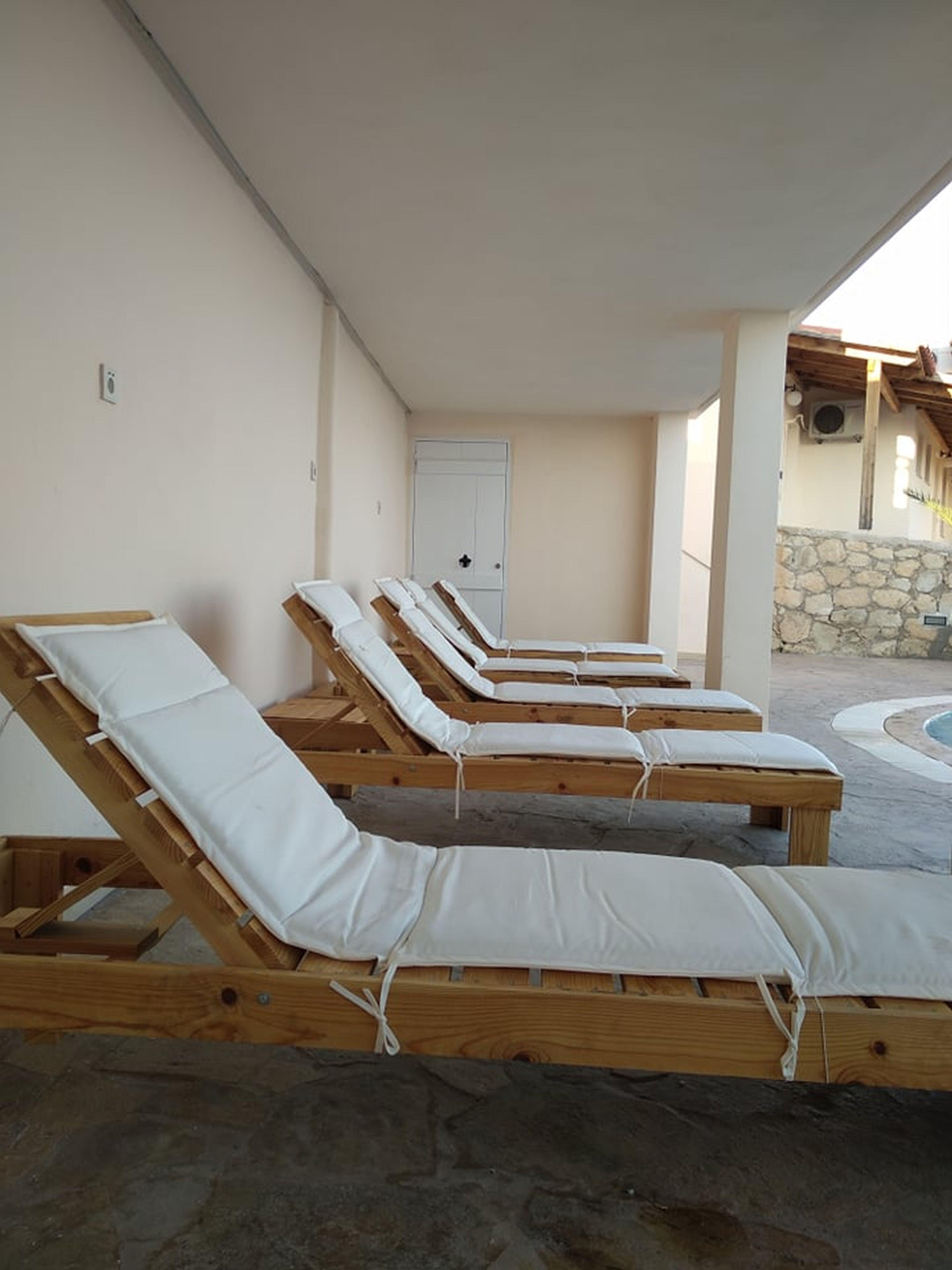 Apartment Creta *
