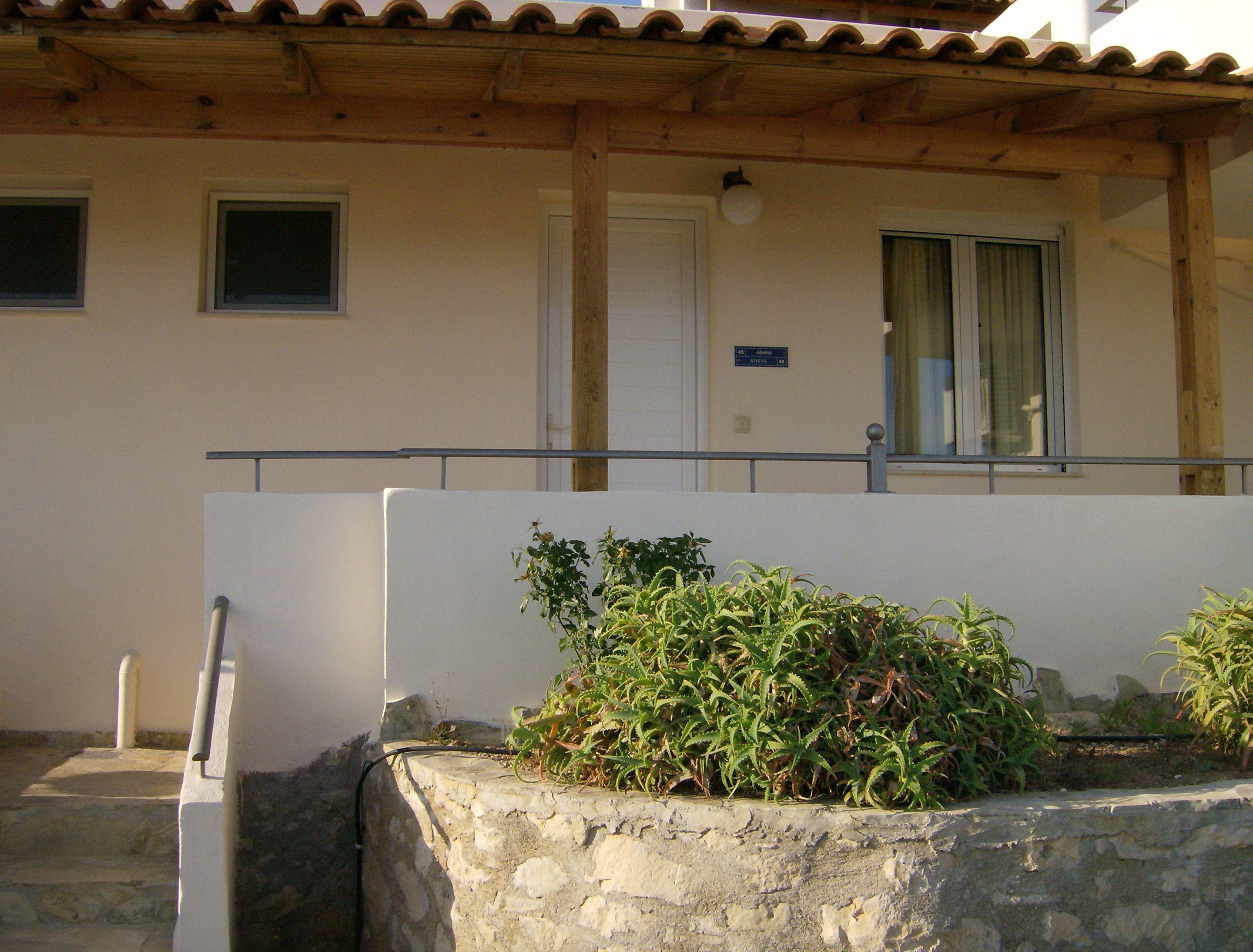 Apartment Creta *
