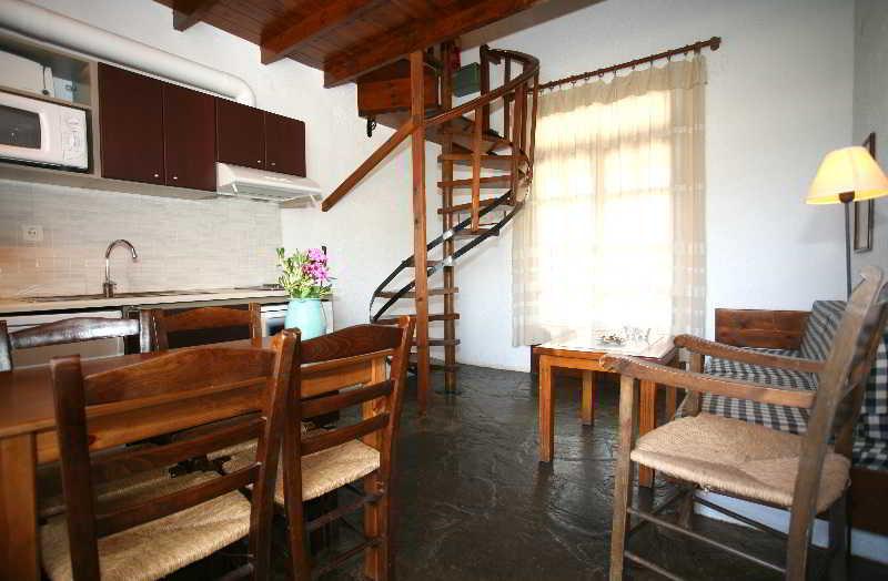 Proimos Maisonettes
