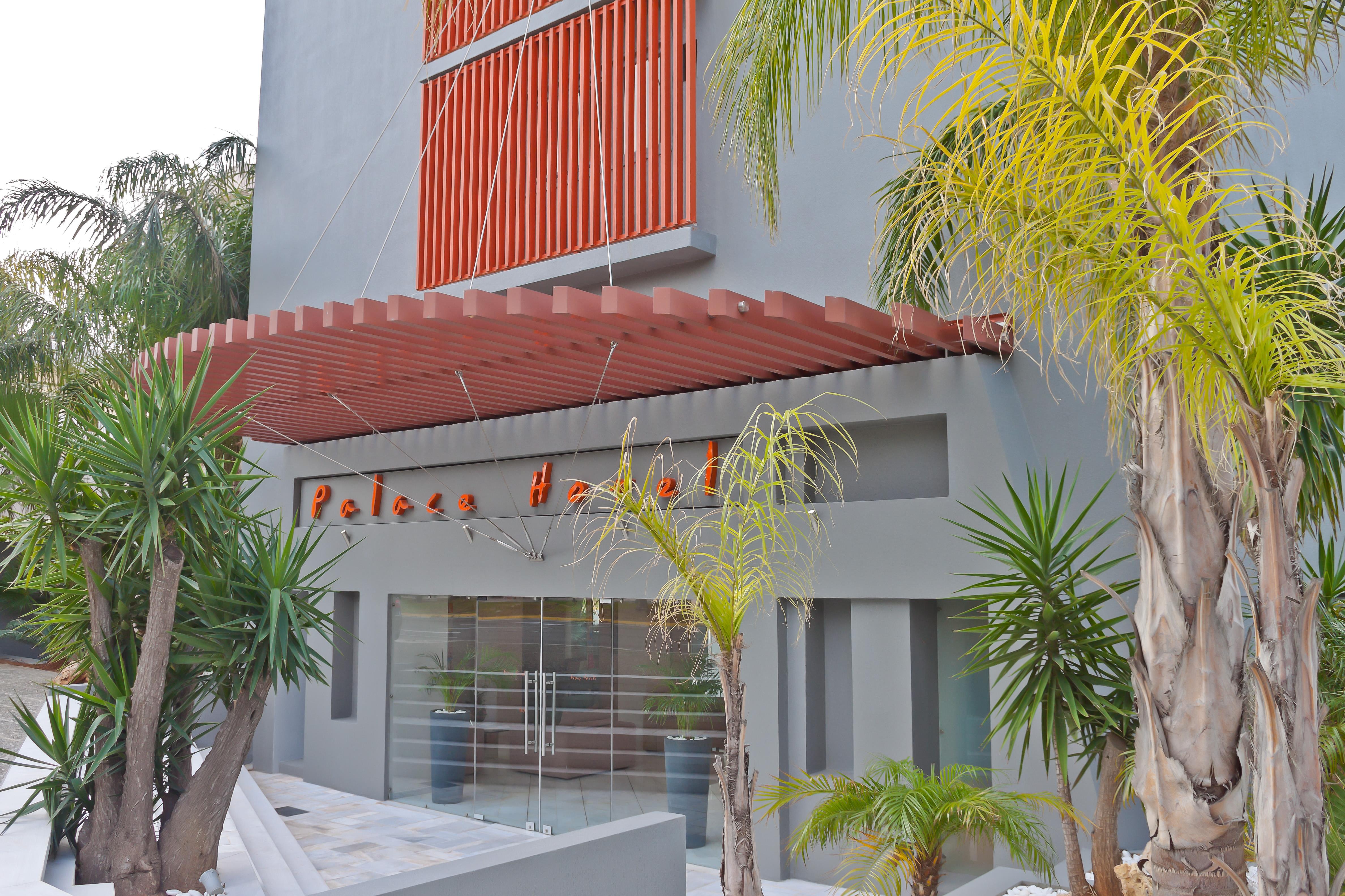 Hotel Palace Glyfada 4*