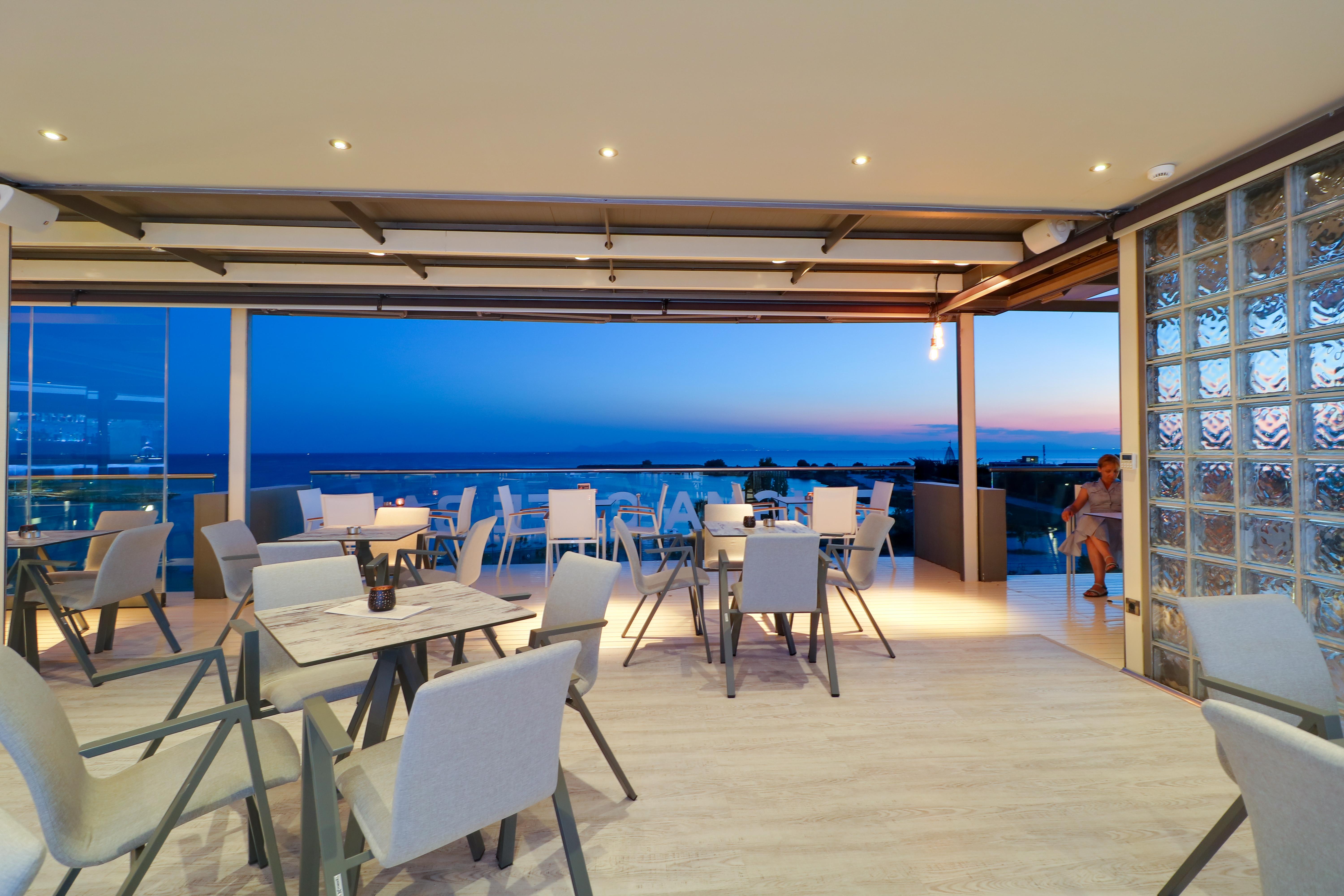Palace Glyfada Hotel