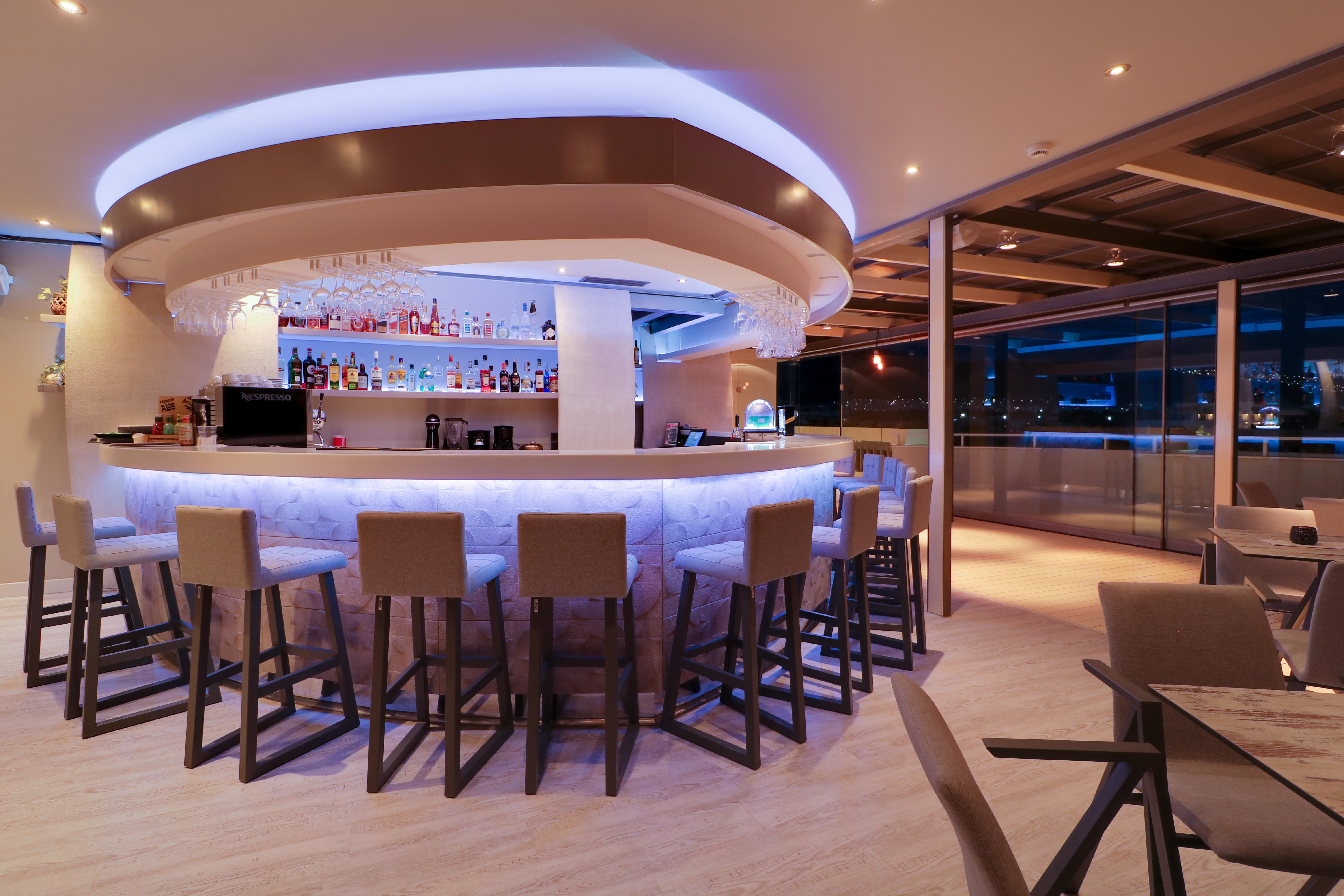 Palace Glyfada Hotel