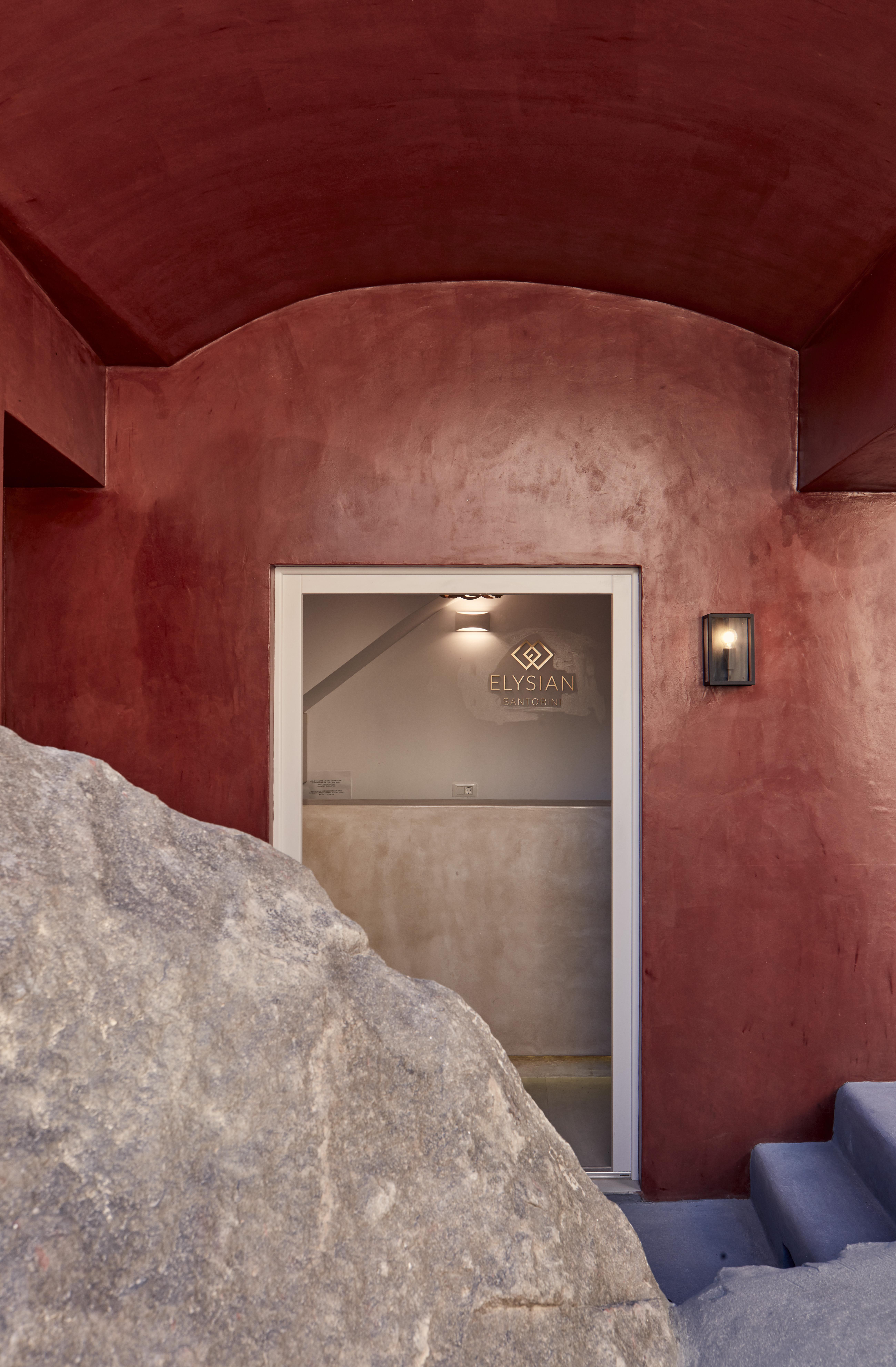 Hotel Elysian Santorini 3*