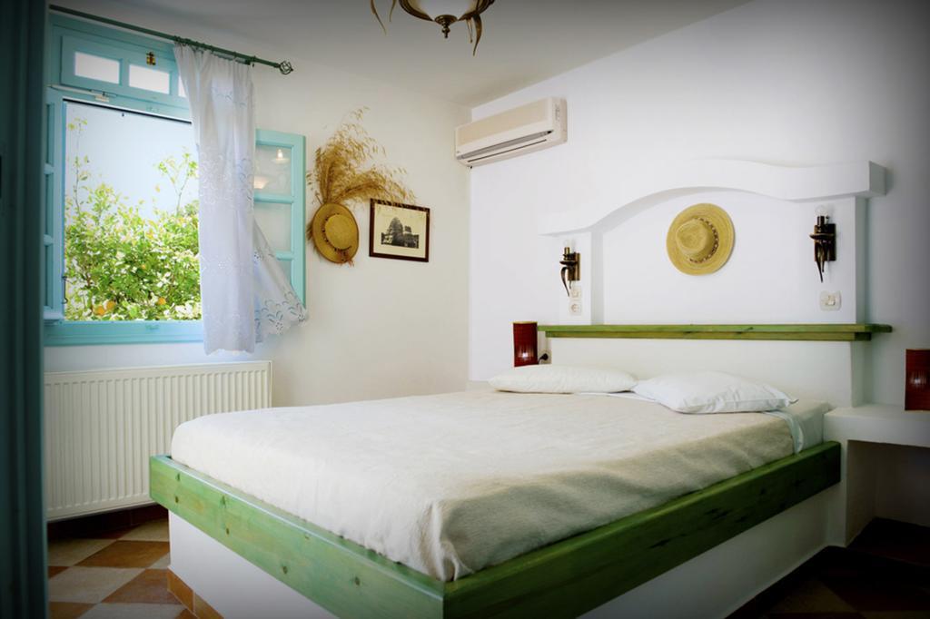 Glarakia Guest house