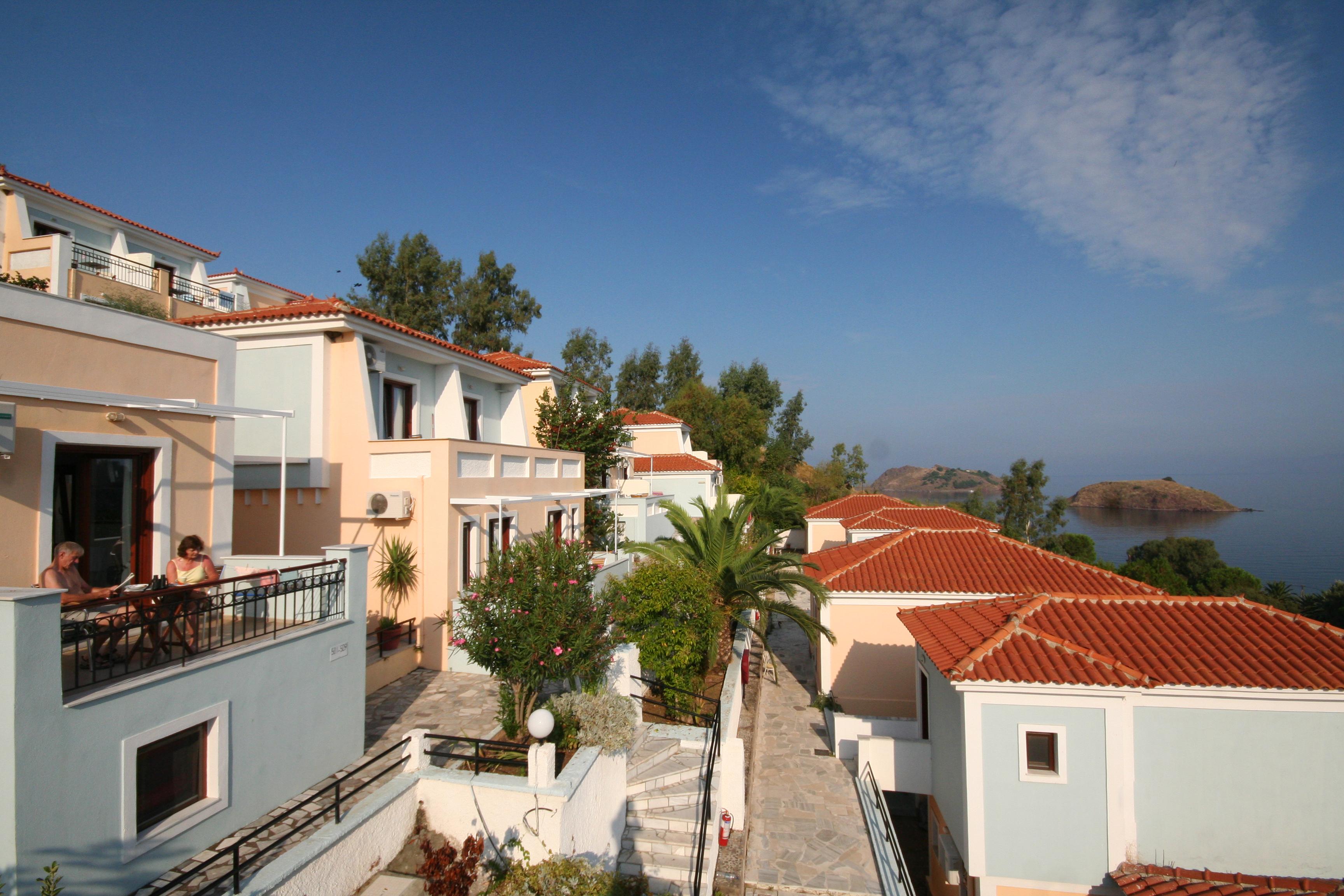 Clara Hotel Petra (Lesbos)