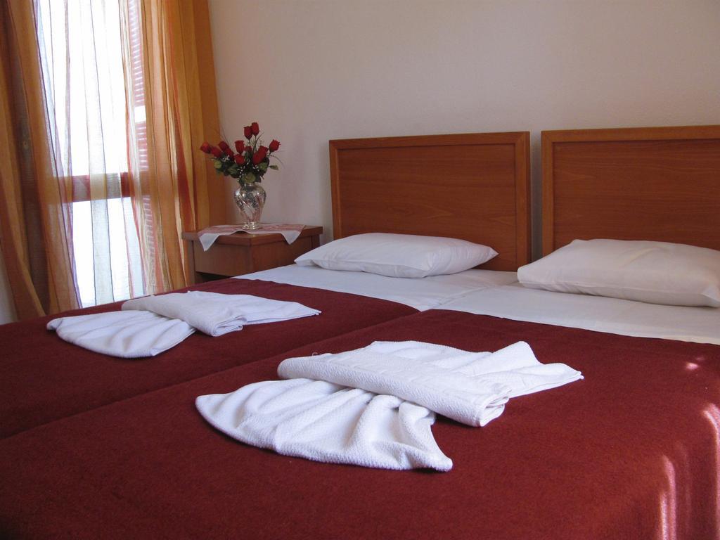 Aparthotel Thalia 2*