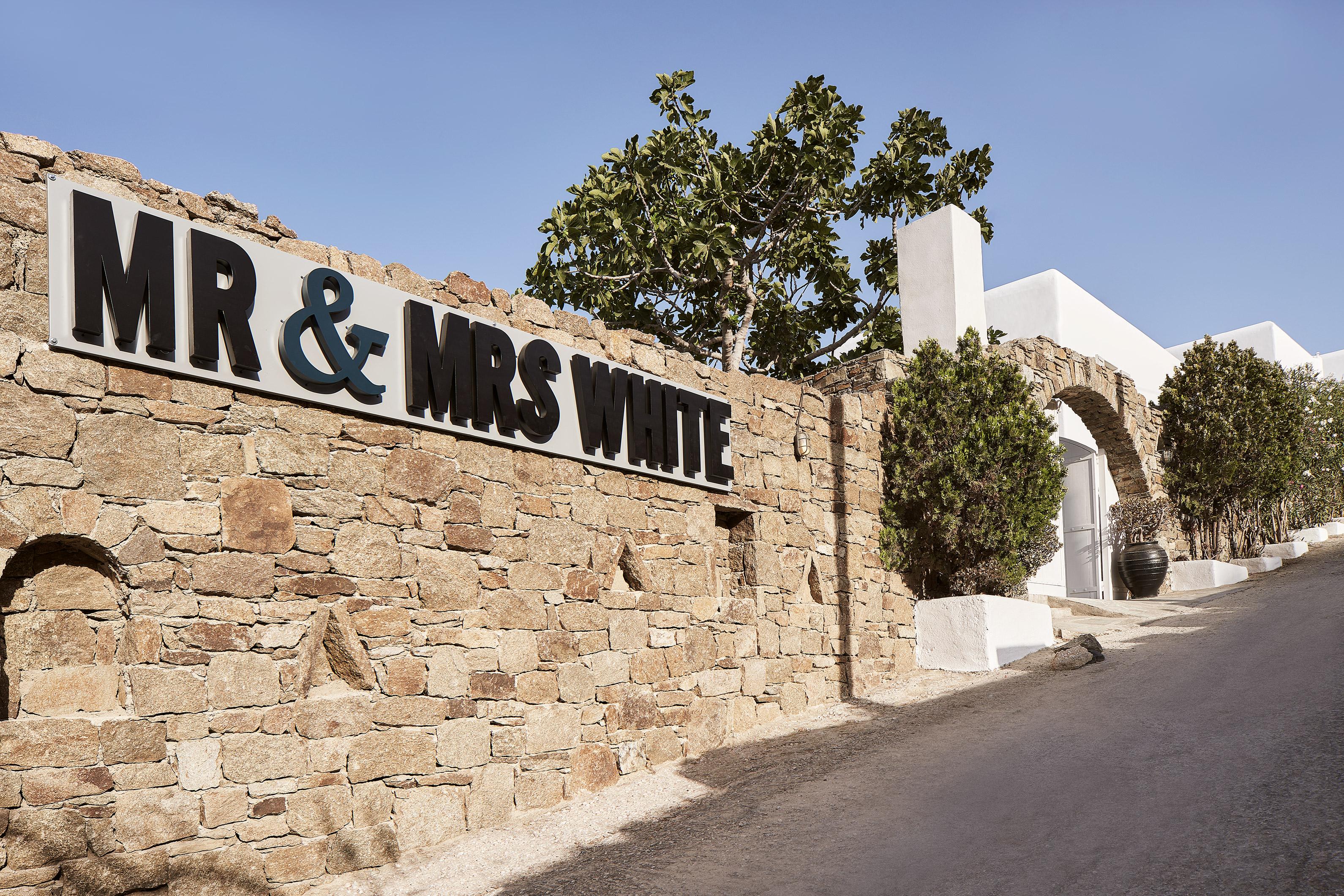 Hotel Mr & Mrs White Mykonos 4*