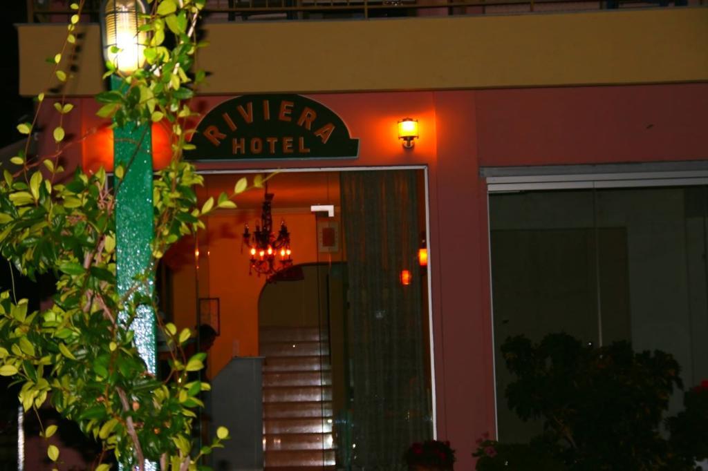 Riviera Hotel
