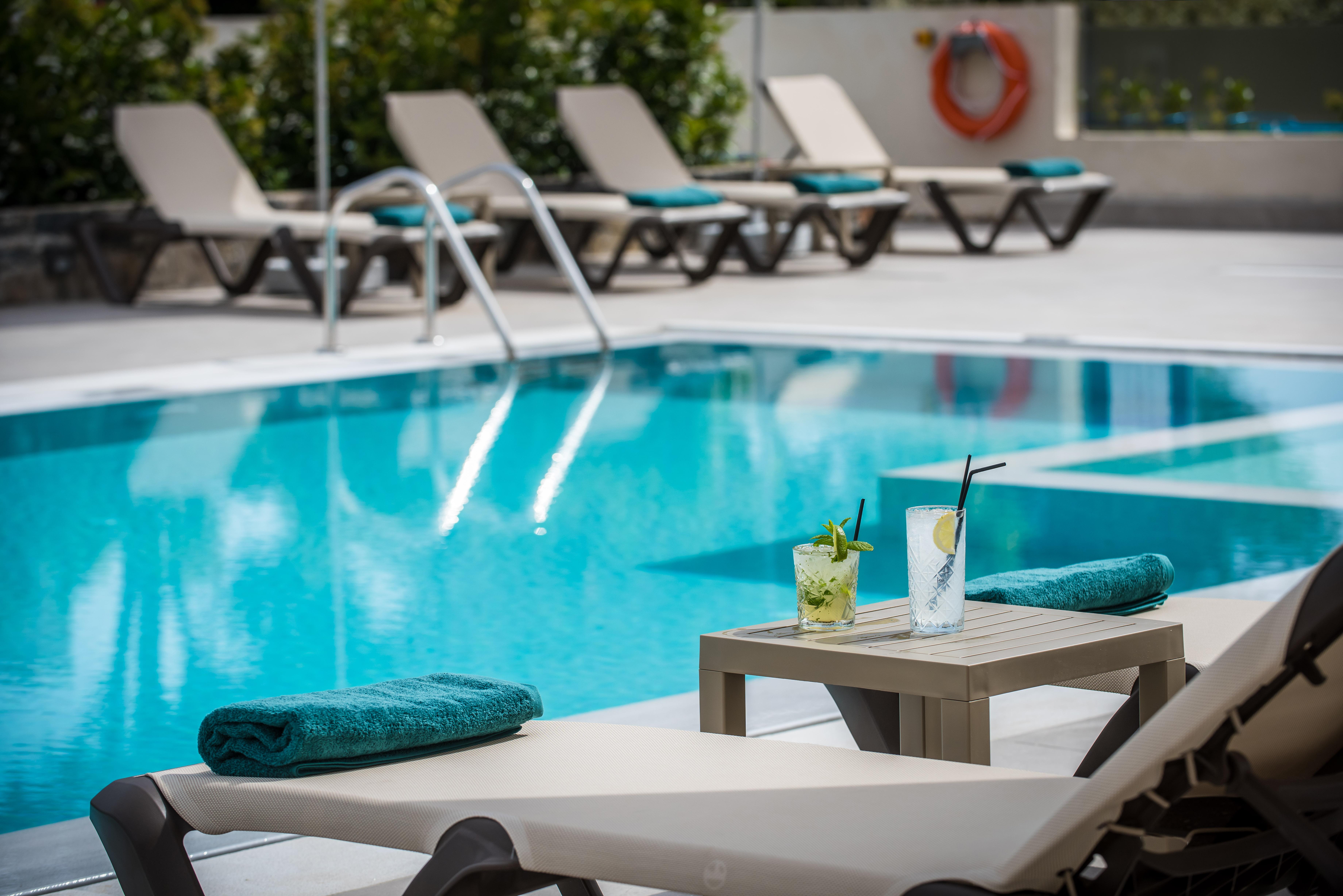 Hotel Petousis & 4*