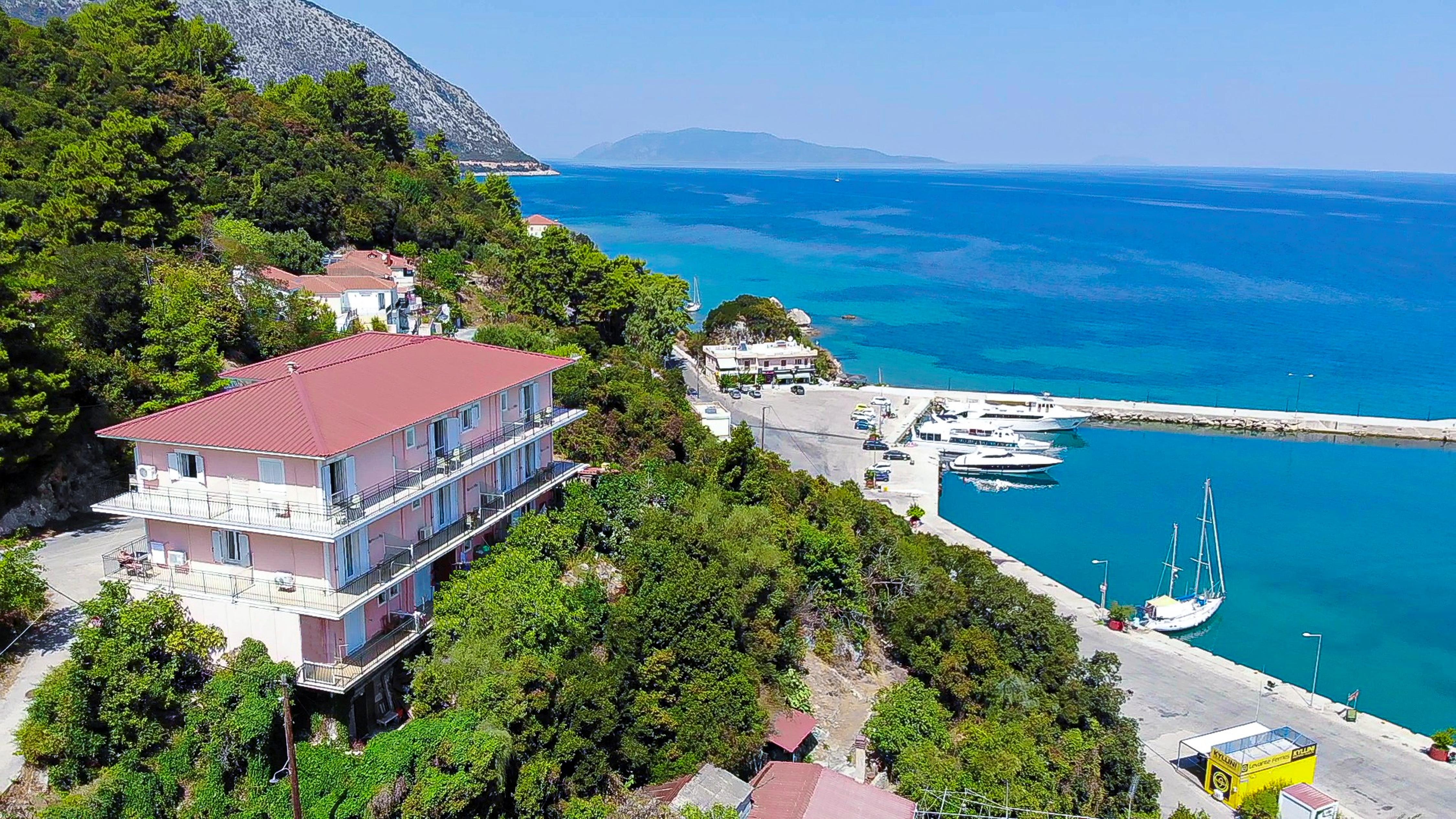 Faro Del Porto Apartment Poros (Kefalonia)