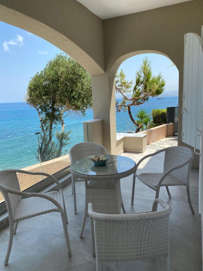 Beautiful House In Front Of The Sea Apartment *